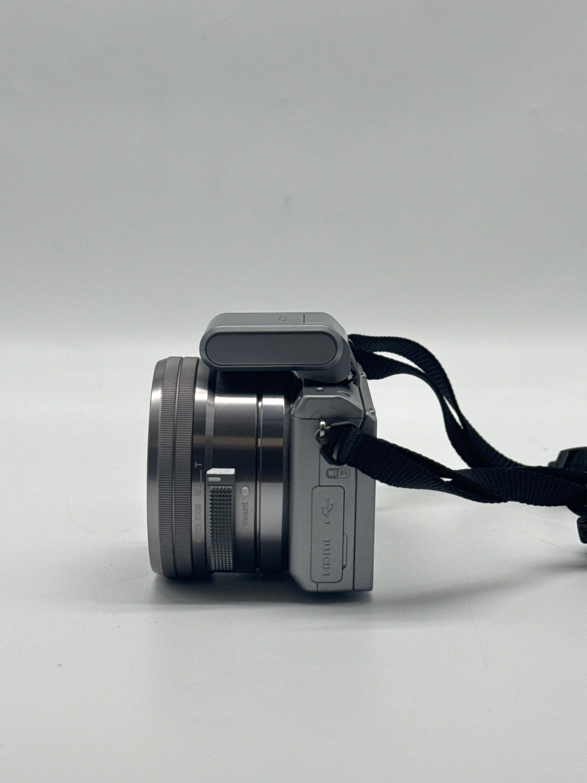 Sony Alpha NEX-5T 16.1MP Mirrorless Camera with E PZ 16-50mm OSS Lens - Used