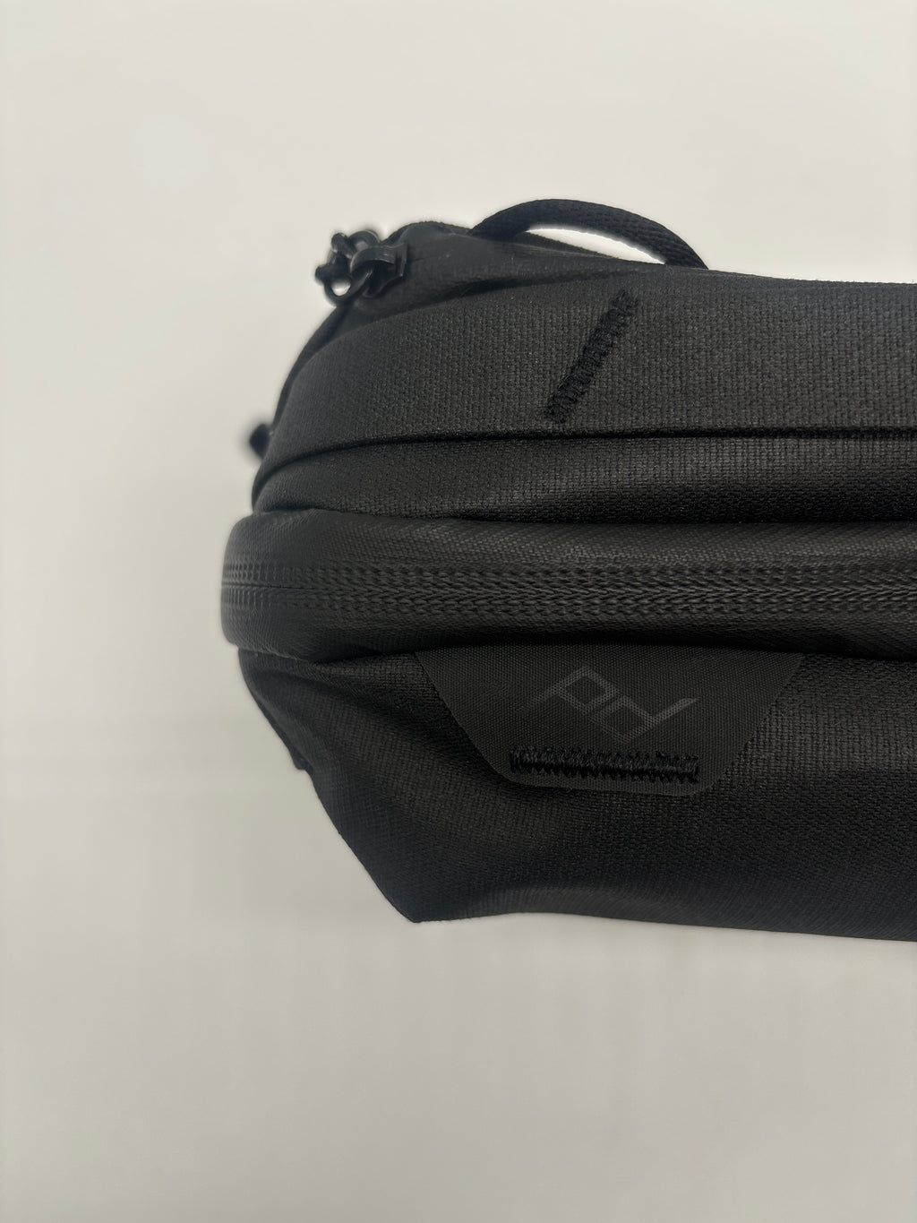 Peak Design Tech Pouch Zippered Organizer Bag Pockets Weatherproof Nylon Black