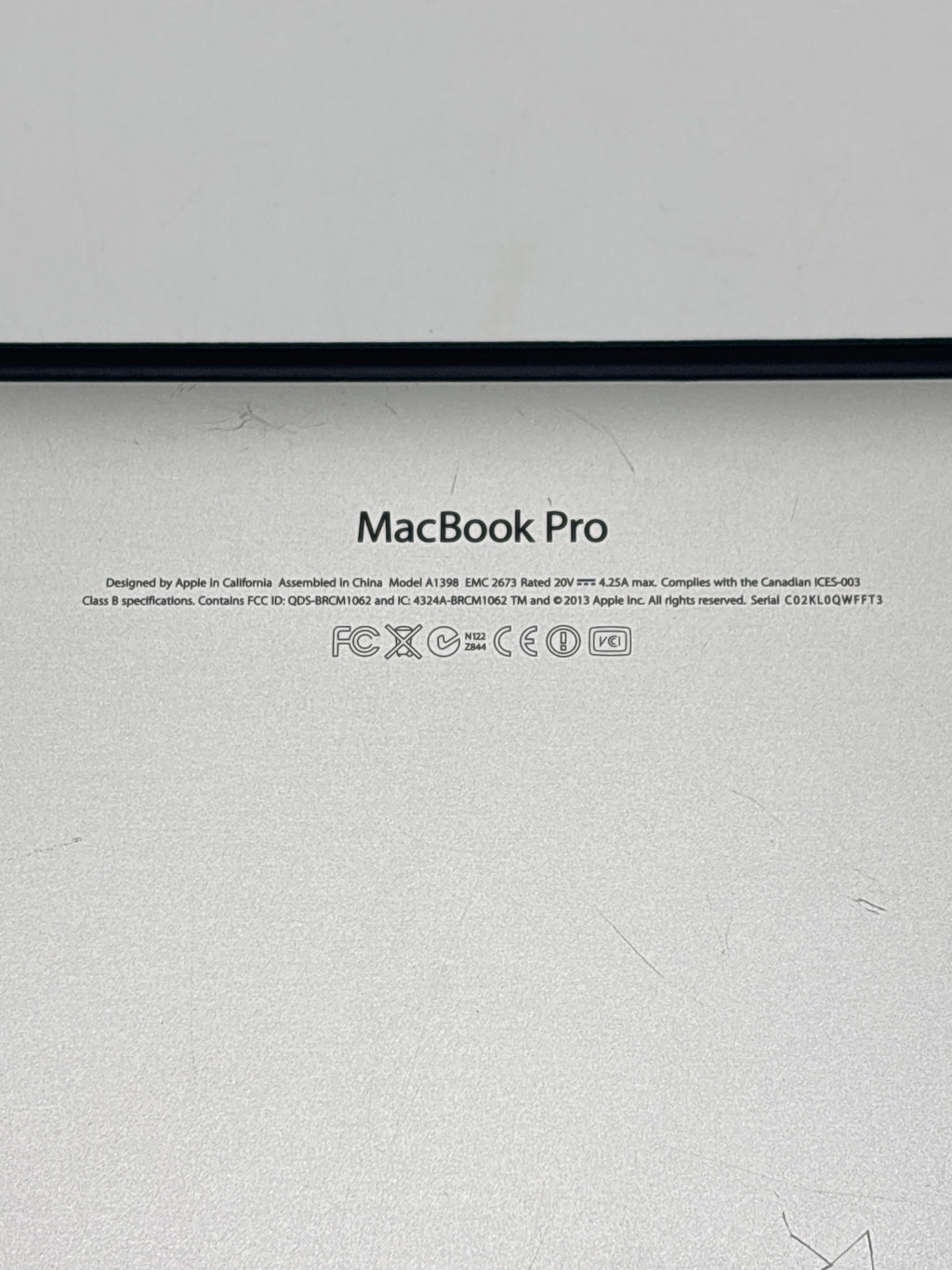 Apple MacBook Pro A1398 2013 Intel i7 16GB 256GB Silver