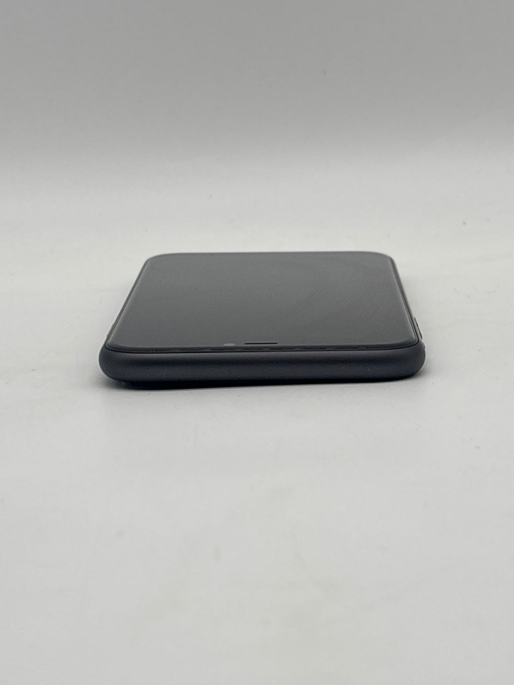 Apple iPhone 11 64 GB Black Unlocked Remotely Managed