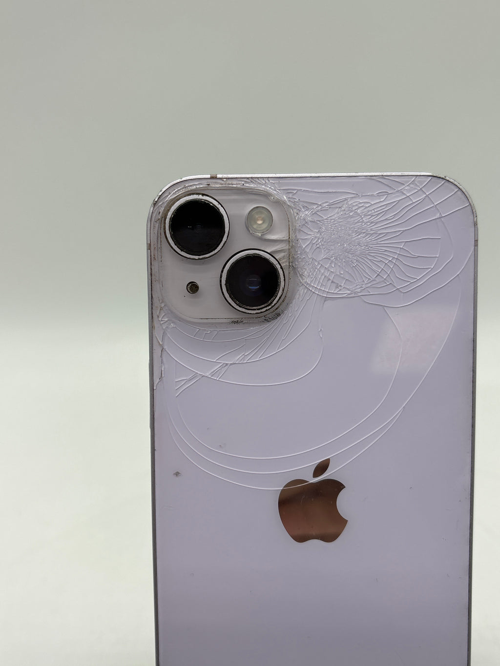 Apple iPhone 14 Plus 128GB Unlocked Purple - For Parts (Cracked back)