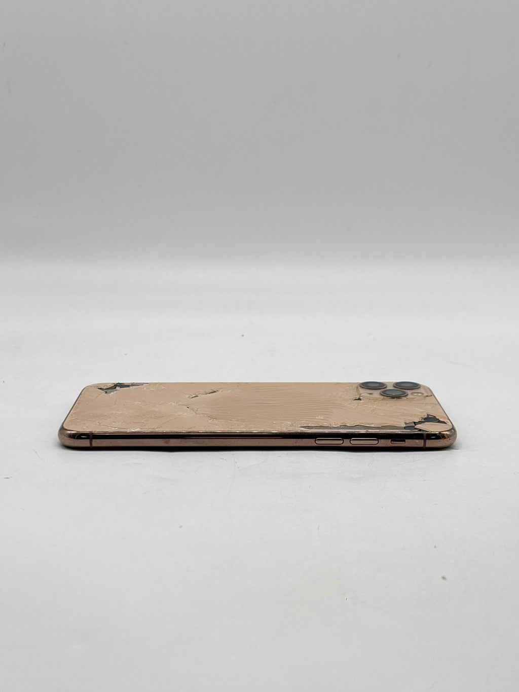 Apple iPhone 11 Pro Max 6.5" A2161 256GB Network Unlocked Gold - For Parts