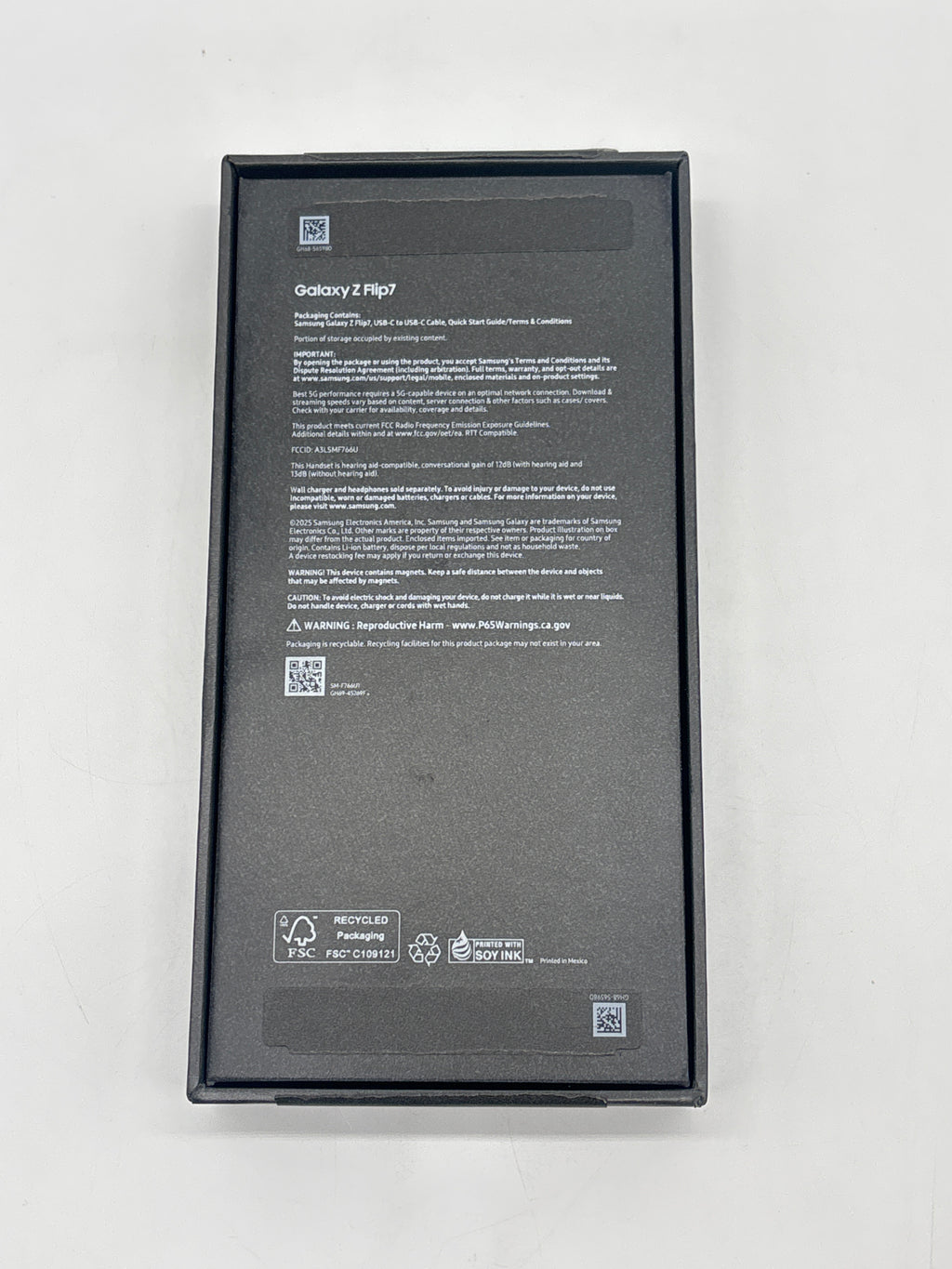 Samsung Galaxy Z Flip 7 256GB Unlocked w/ Box