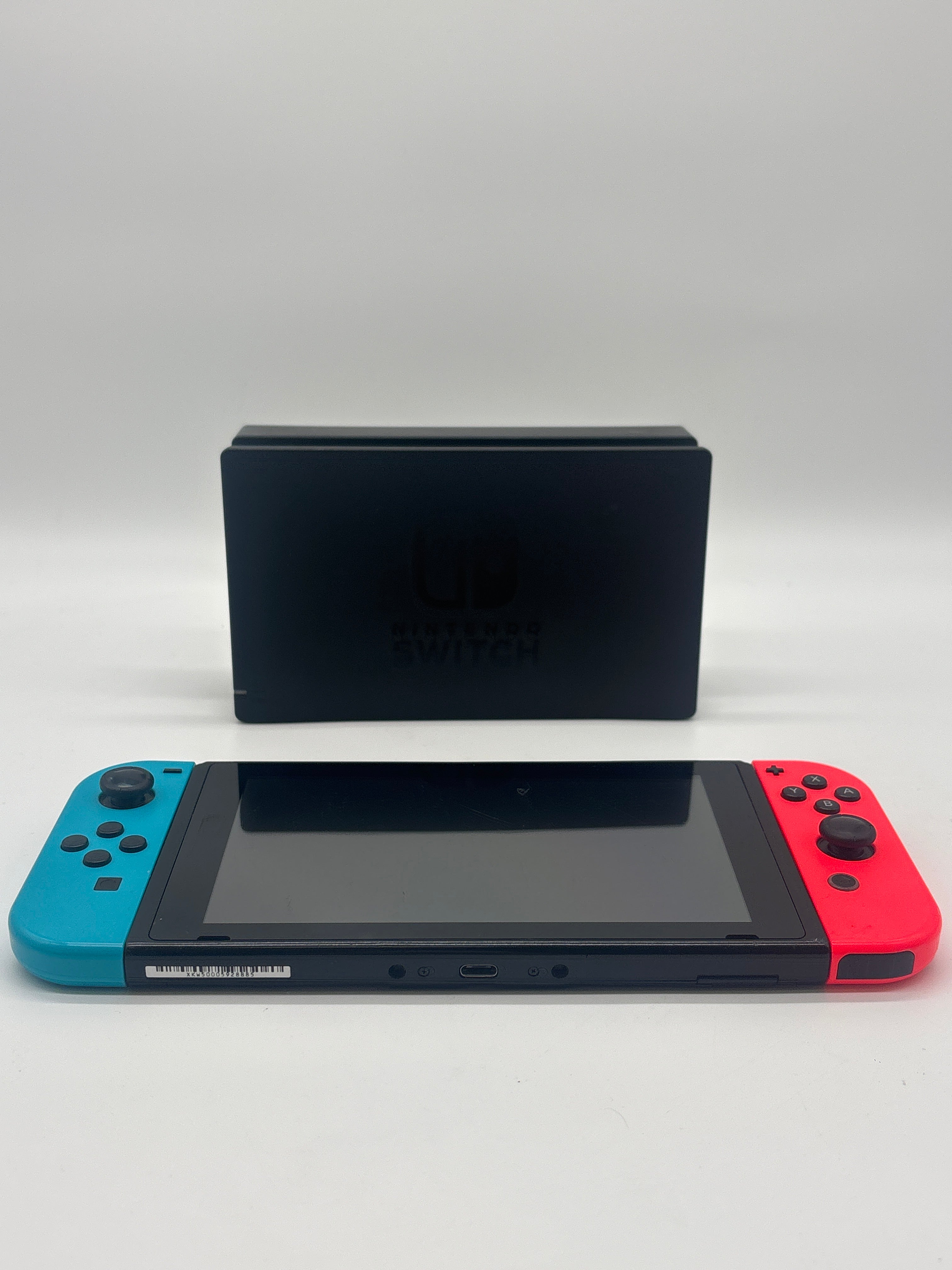 Nintendo Switch HAC-001 2017 Black 64GB Handheld System Used