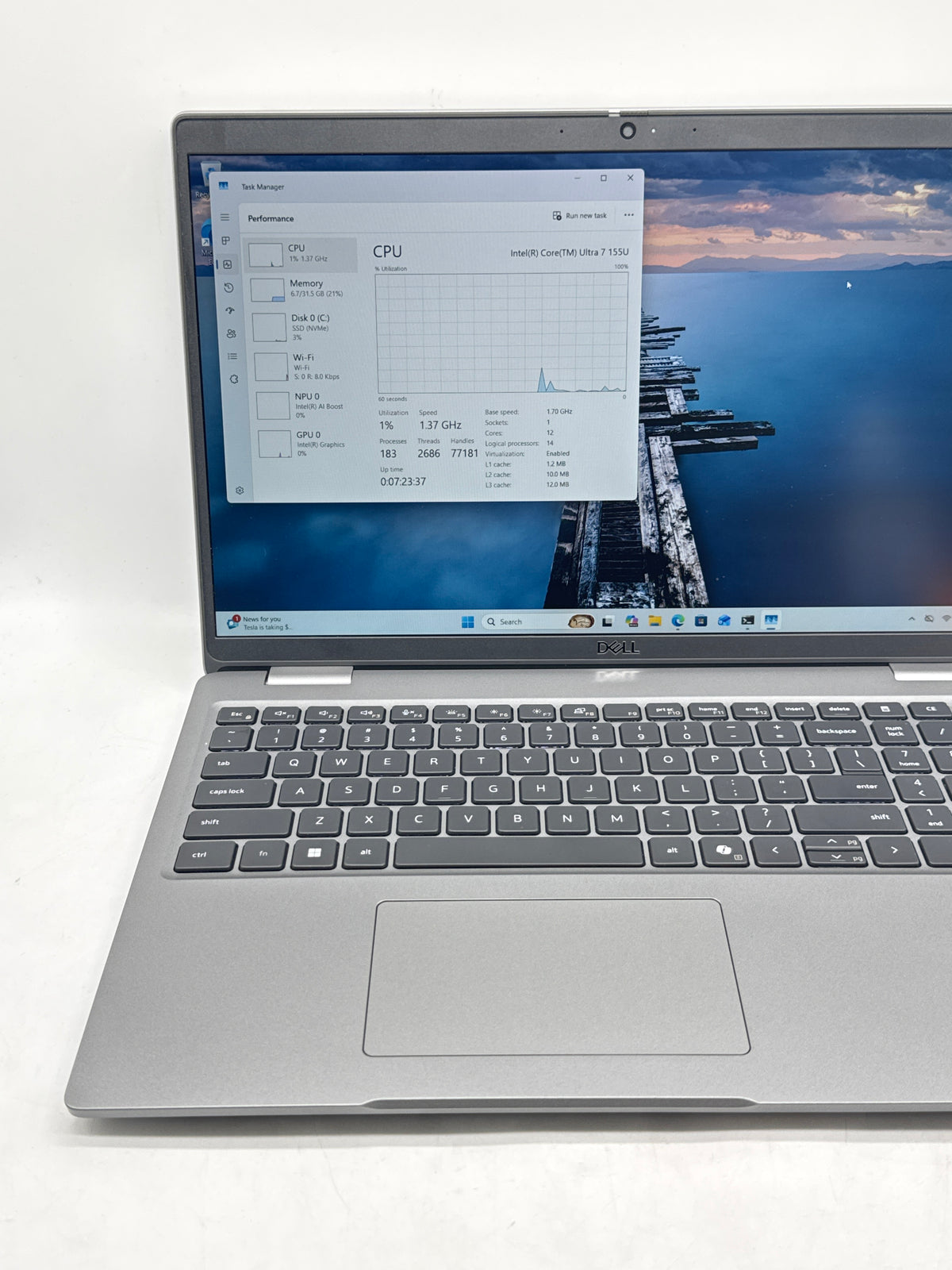 Dell Latitude 5550 Ultra 7 155U 32GB RAM 512GB SSD 15.6in Gray - For Parts