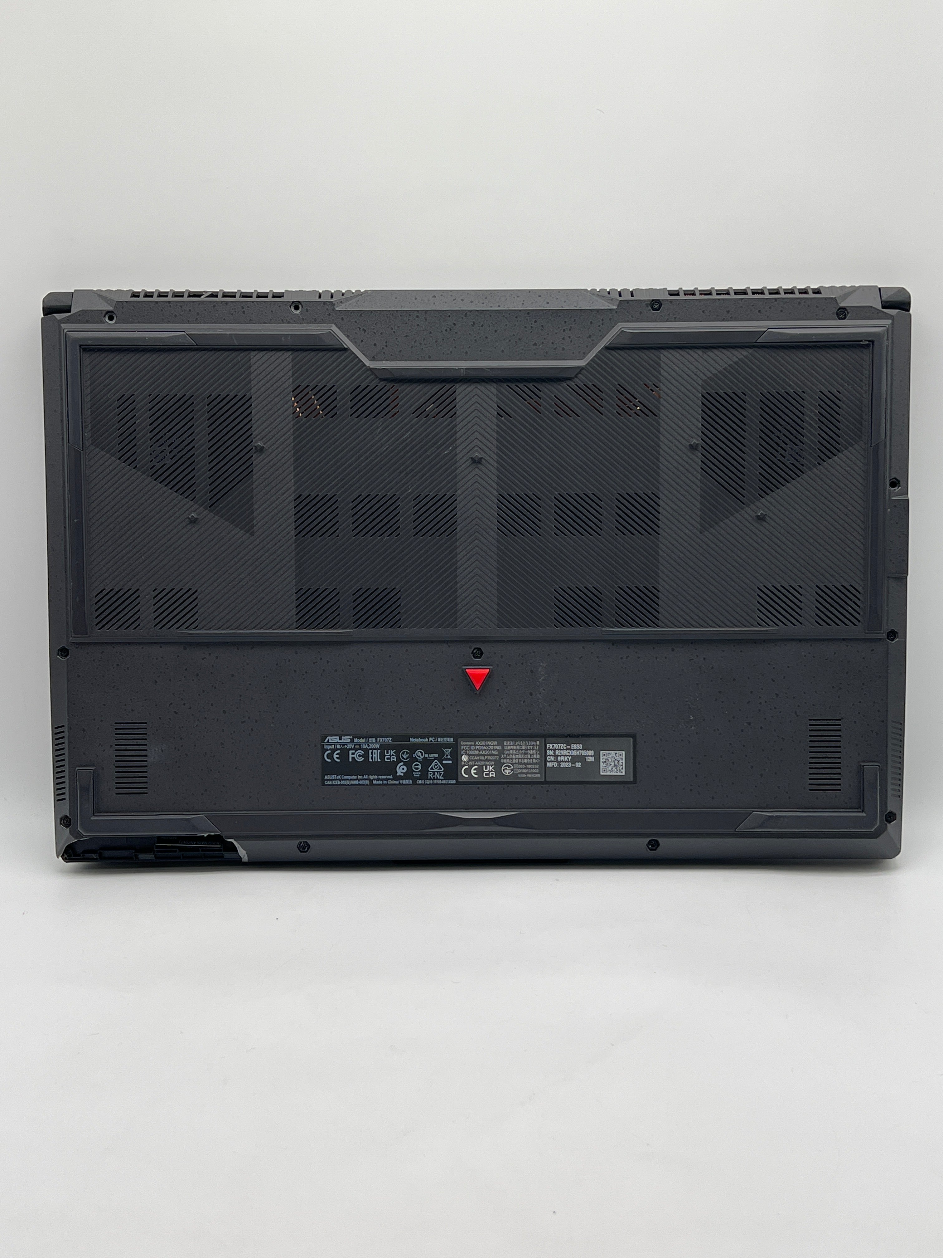 Asus TUF F17 FX707Z i5-1200H 16GB RAM 512GB SSD RTX 3050 - For Part (READ)