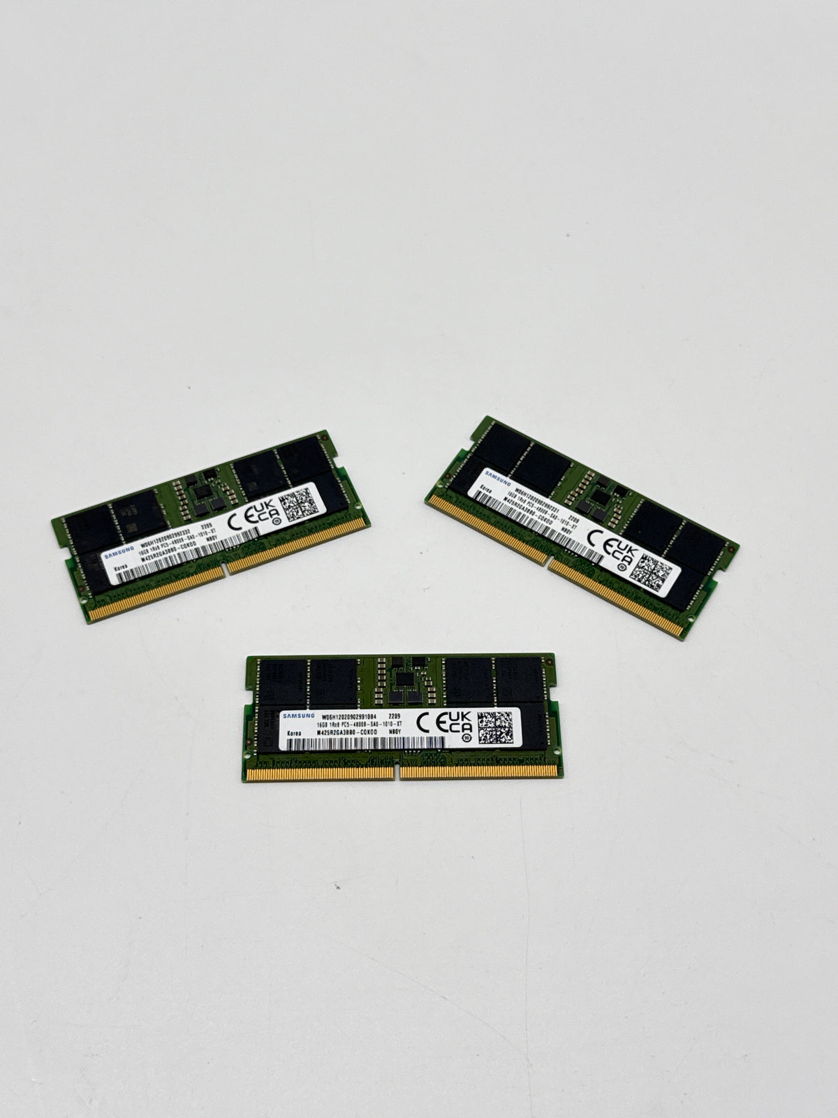Lot of 3 Samsung M425R2GA3BB0-CQK0D 16GB DDR5-4800MHz PC5-4800B SODIMM RAM