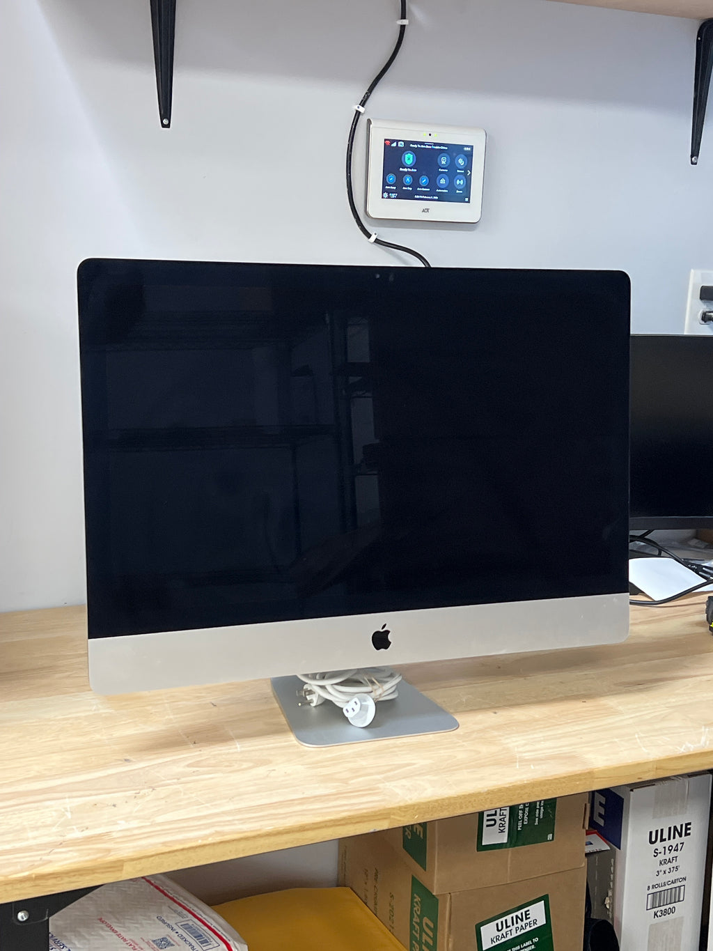 Apple iMac 21.5" 4K A1418 2015 i5 3.2GHz 20GB RAM 1TB Silver Used