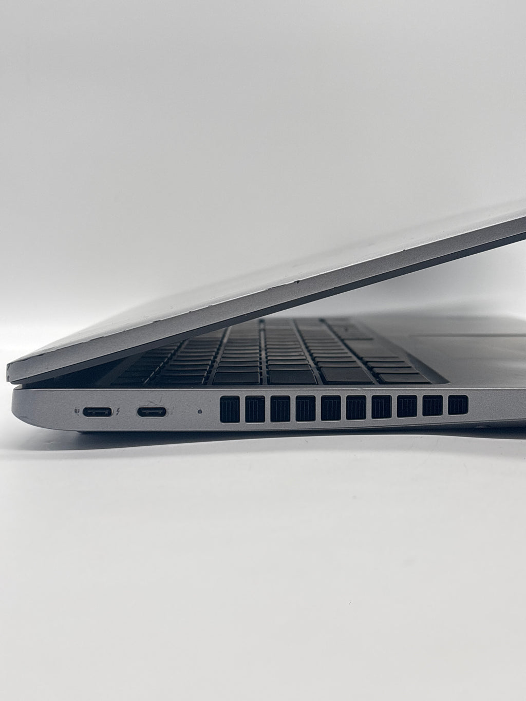 Dell Latitude 5540 i5-1345U 16GB RAM 512GB SSD - Used