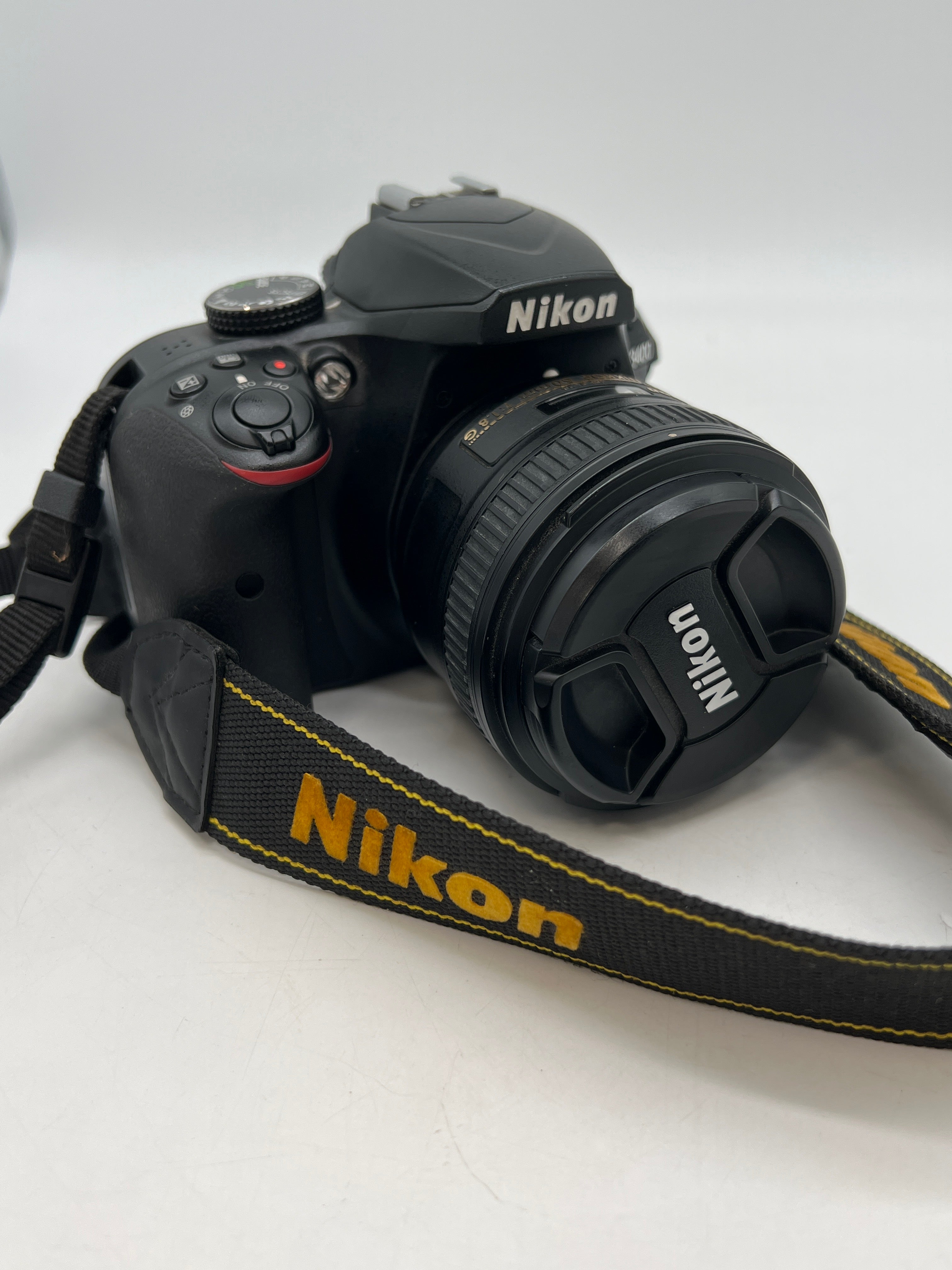 Nikon D3400 Digital Camera 24.2MP With AF-S Nikkor 50mm - Used