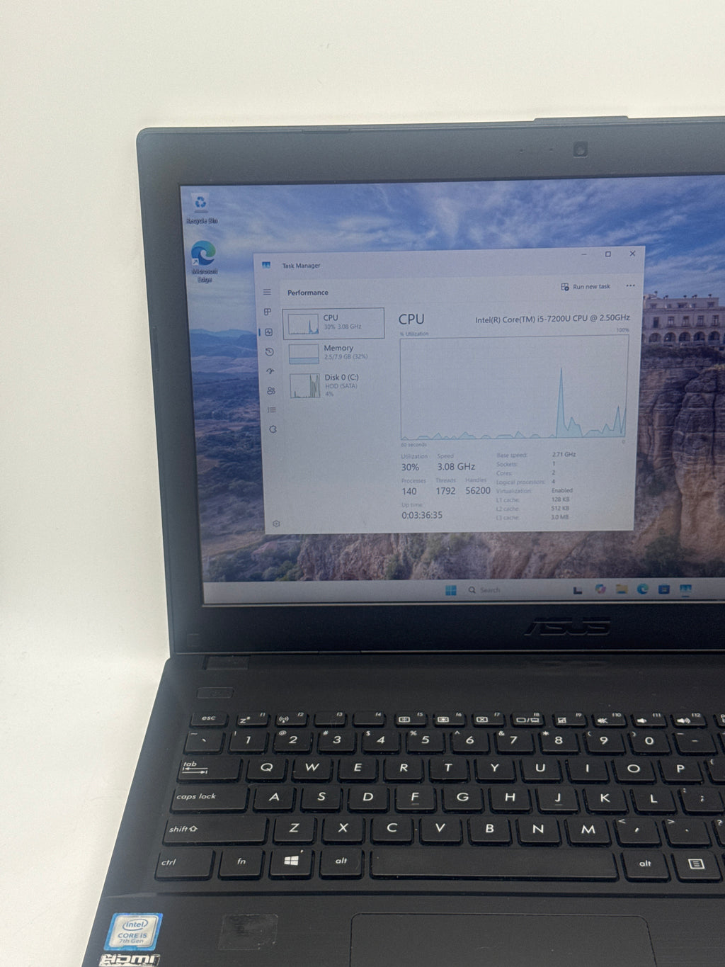Asus P2540U 15.6" i5-7200U 8GB RAM 1TB HDD - Bad HDD