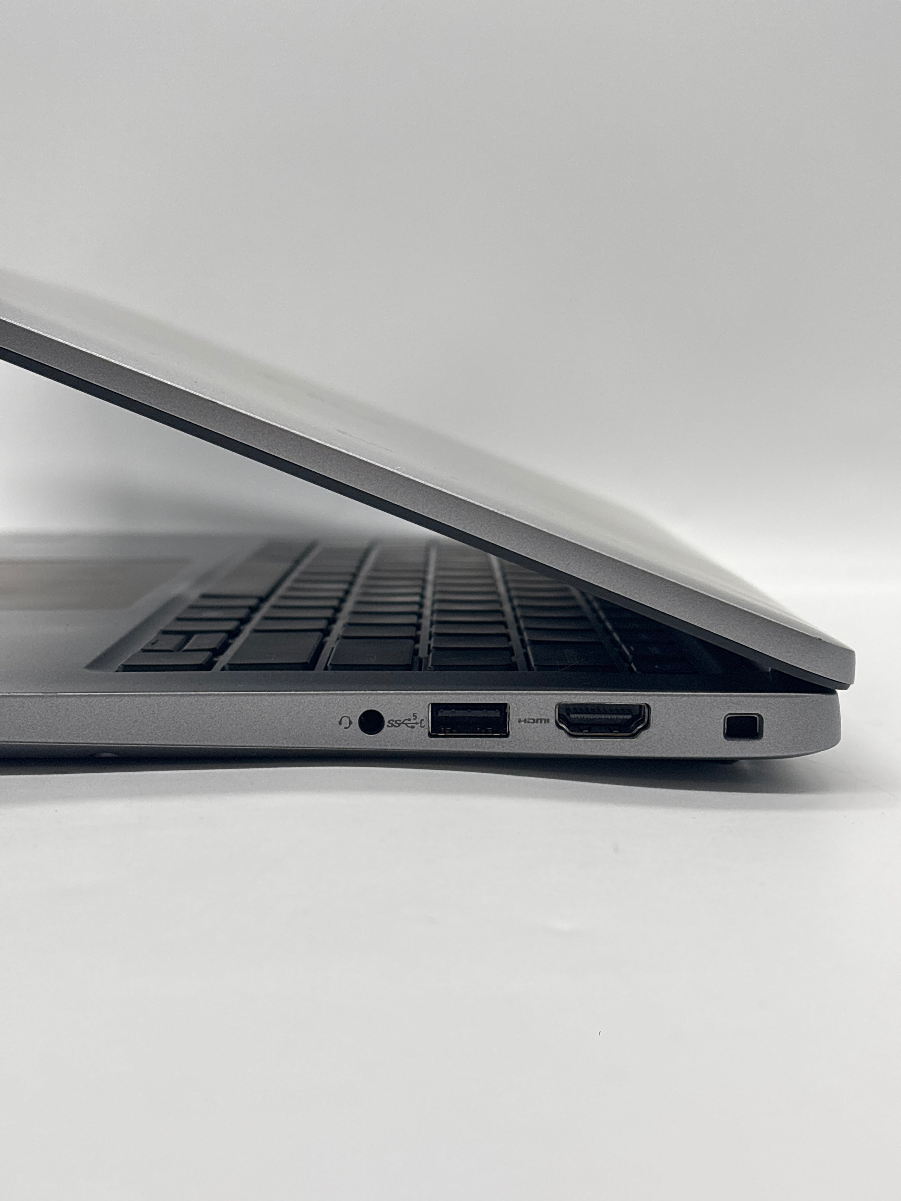 Dell Latitude 5450 Ultra 5 135U 16GB RAM 256GB SSD