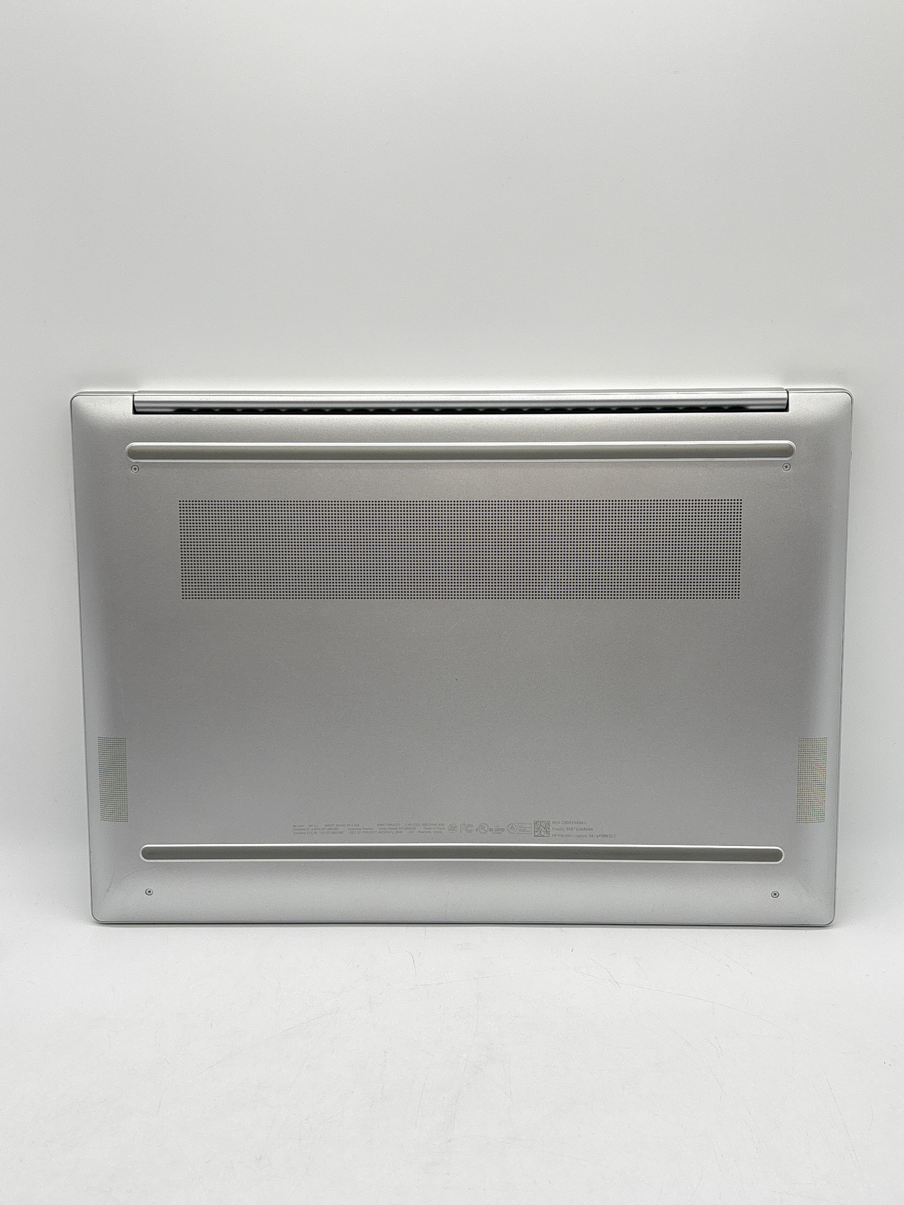 HP Pavilion 16-af0063cl Core 5 120U 16GB RAM 1TB SSD