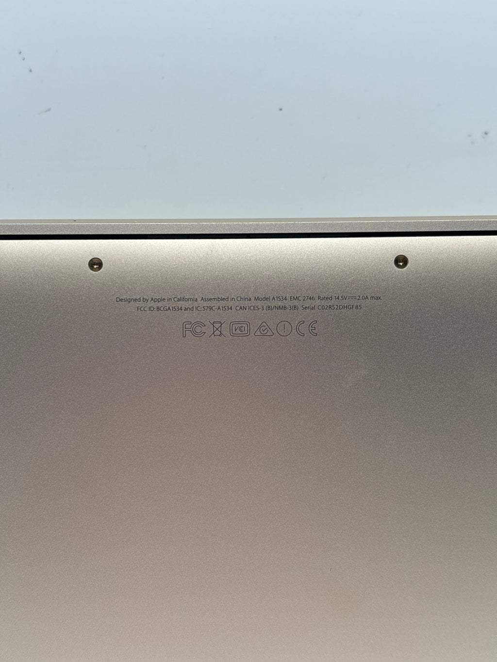Apple MacBook A1532 12" Core M 8GB RAM 512GB SSD Gold - For Parts
