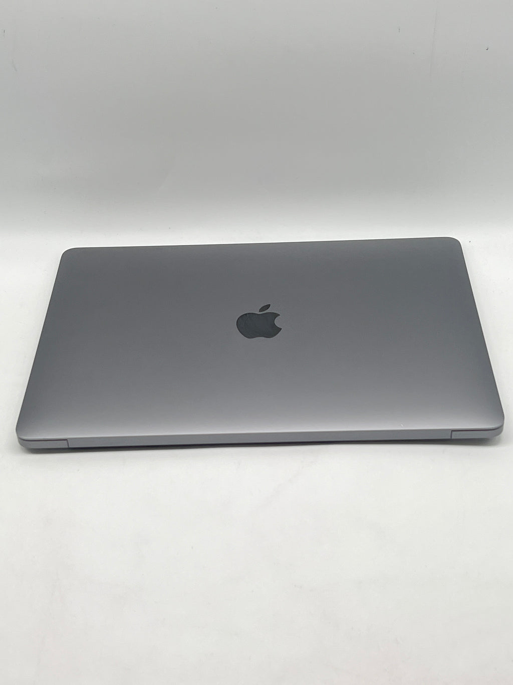 Apple MacBook Air 13" A2337 M1 8GB RAM 256GB SSD - Used