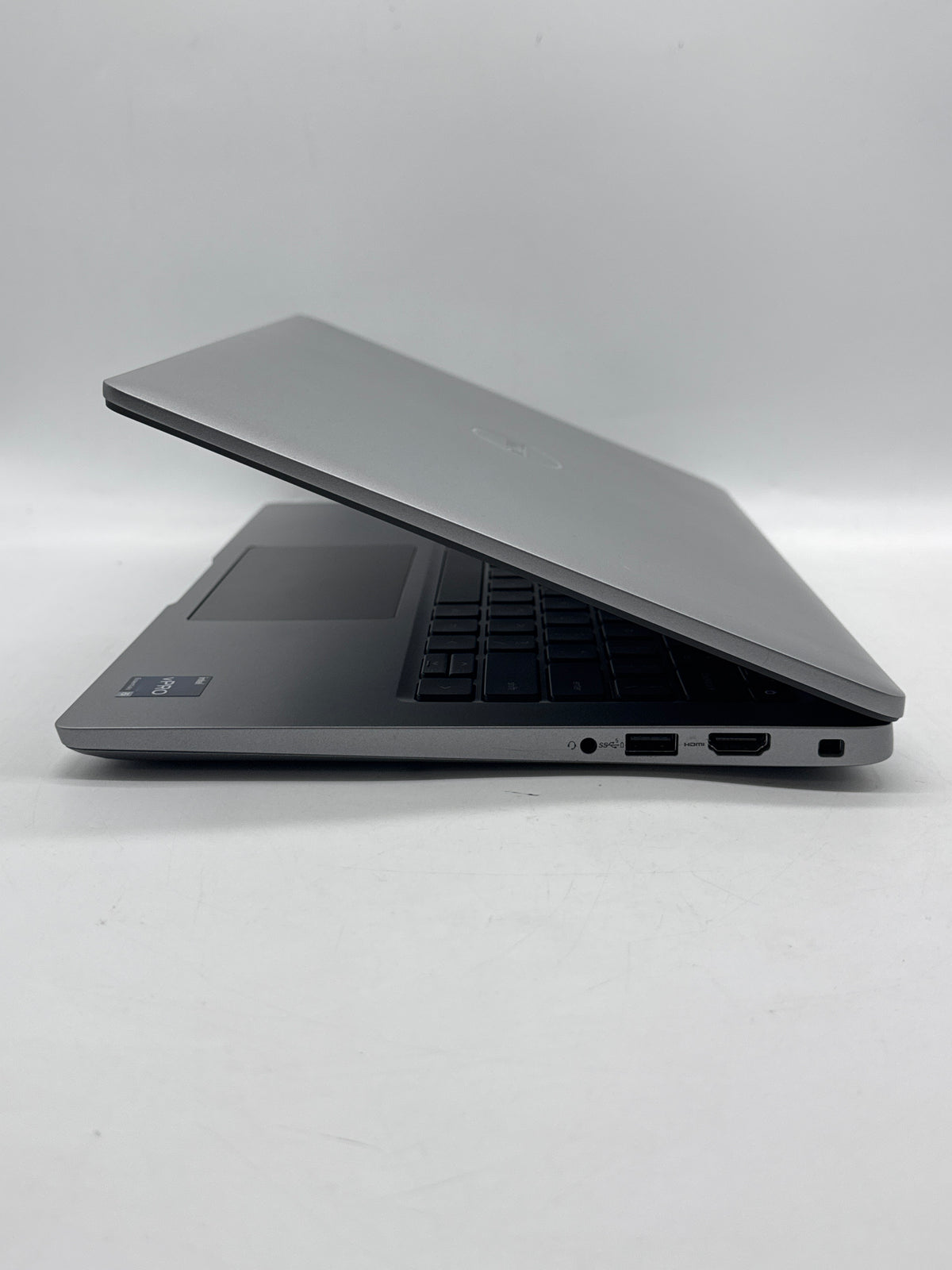 Dell Latitude 5440 14" Core i5-1335U 16GB RAM 256GB SSD Gray - Used