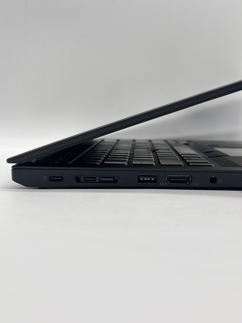 Lenovo ThinkPad T14 Gen 2 AMD Ryzen 5 PRO 5650U 16GB RAM 1TB SSD