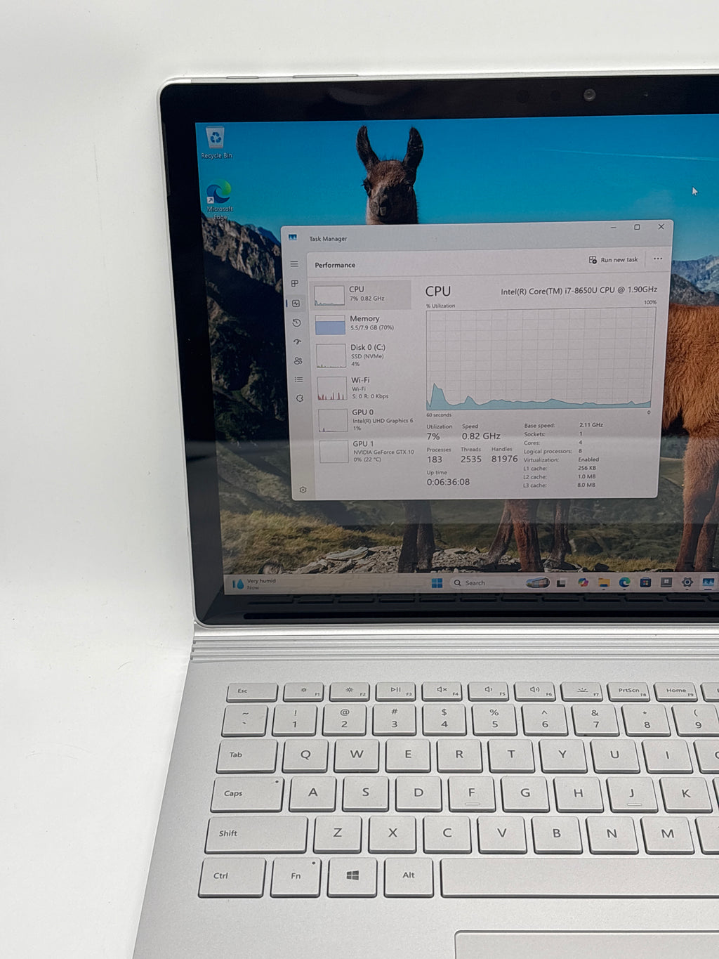 Microsoft Surface Book 2 i7-8650U 8GB RAM 256GB SSD GTX 1050