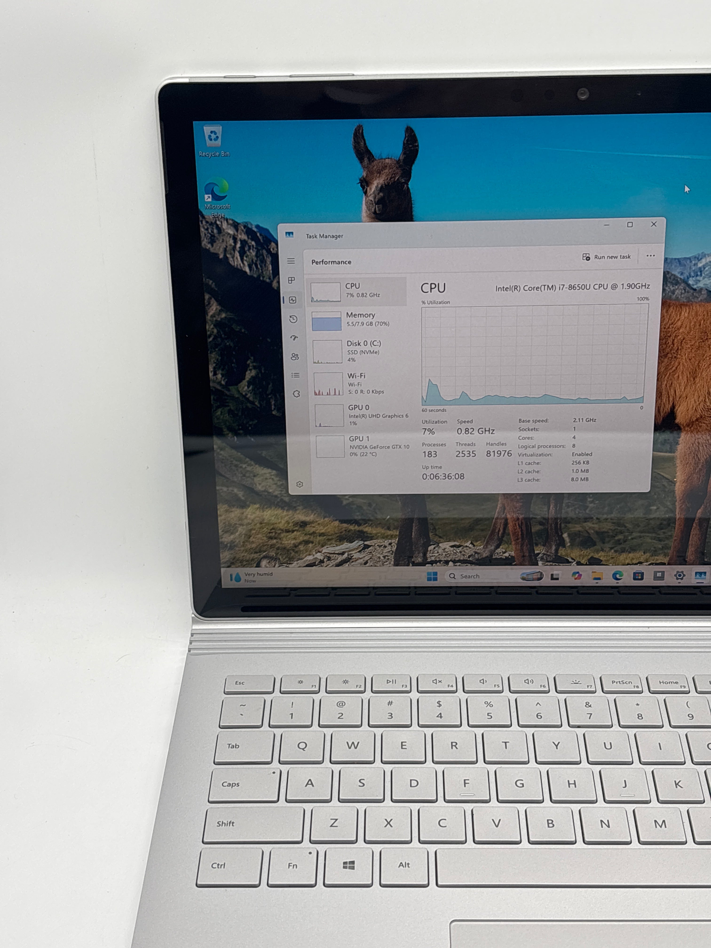 Microsoft Surface Book 2 i7-8650U 8GB RAM 256GB SSD GTX 1050