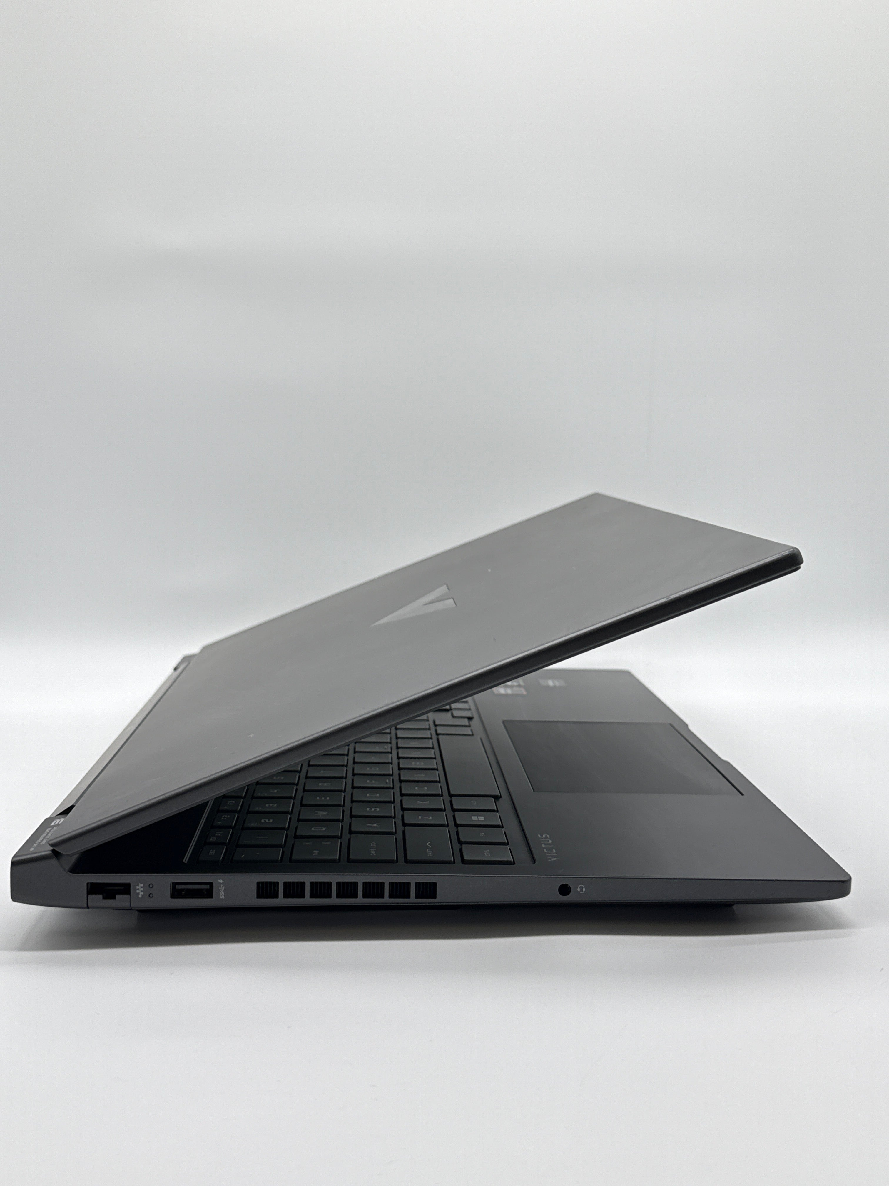 HP Victus 16-s1023dx Ryzen 7 8845HS 16GB RAM 512GB SSD RTX 4070