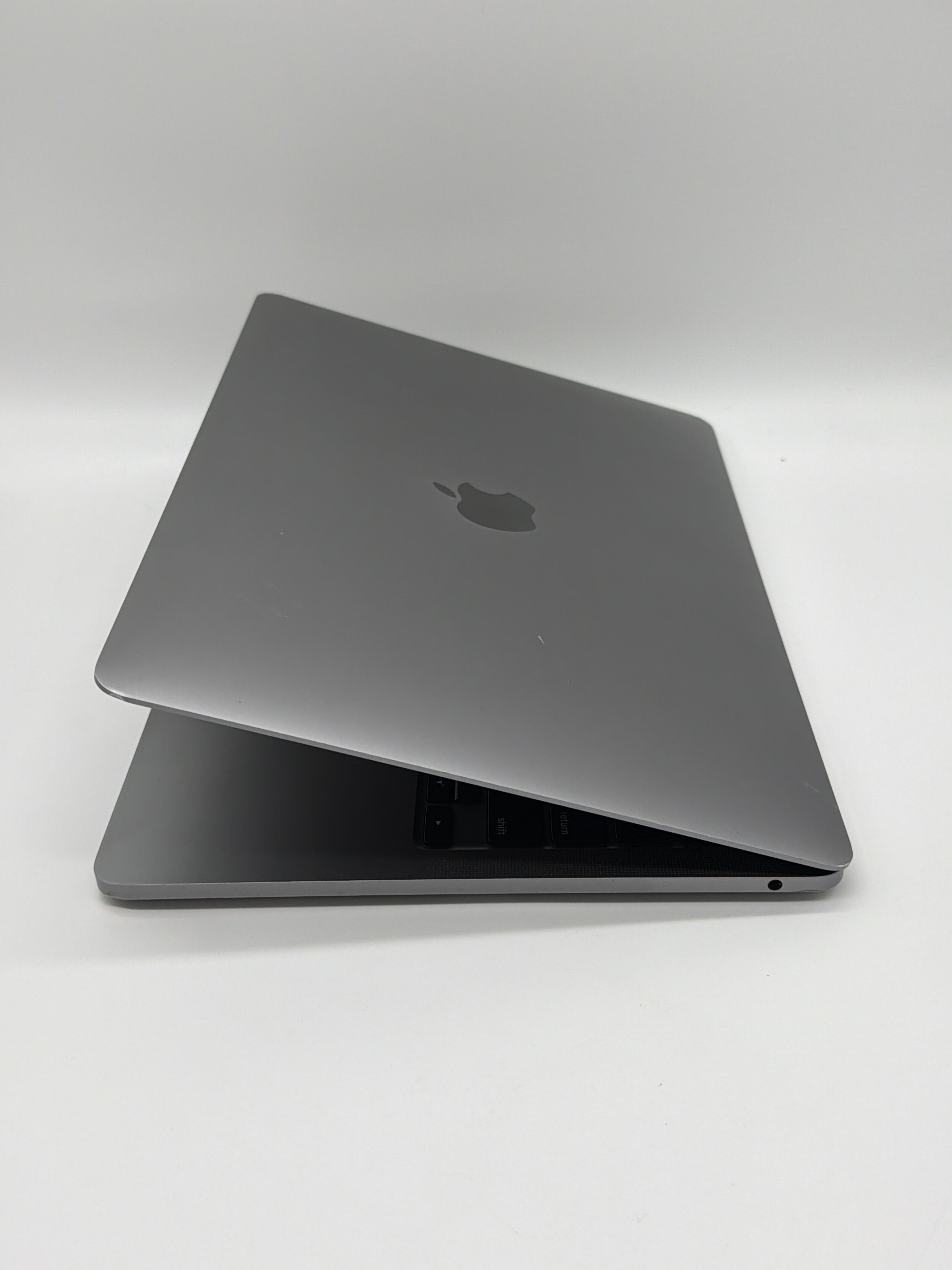 Apple MacBook Pro 13" A2289 2020 i5 256GB 8GB Space Gray - Chip on Bezel