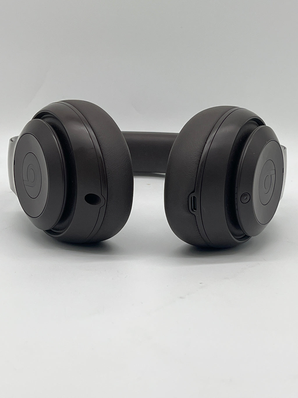 Beats Studio Pro Brown Over Ear Headphones Bluetooth Wireless Used