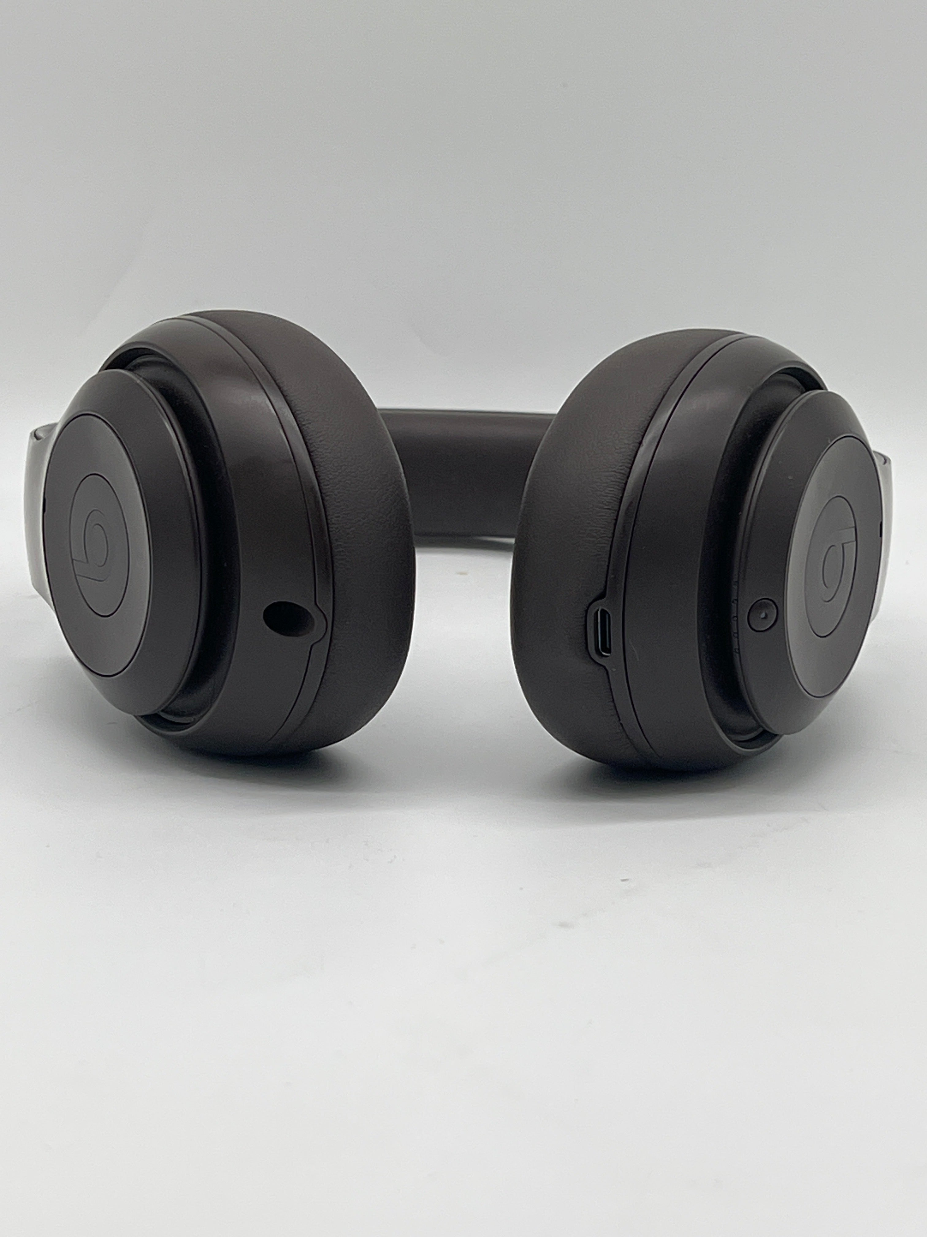 Beats Studio Pro Brown Over Ear Headphones Bluetooth Wireless Used