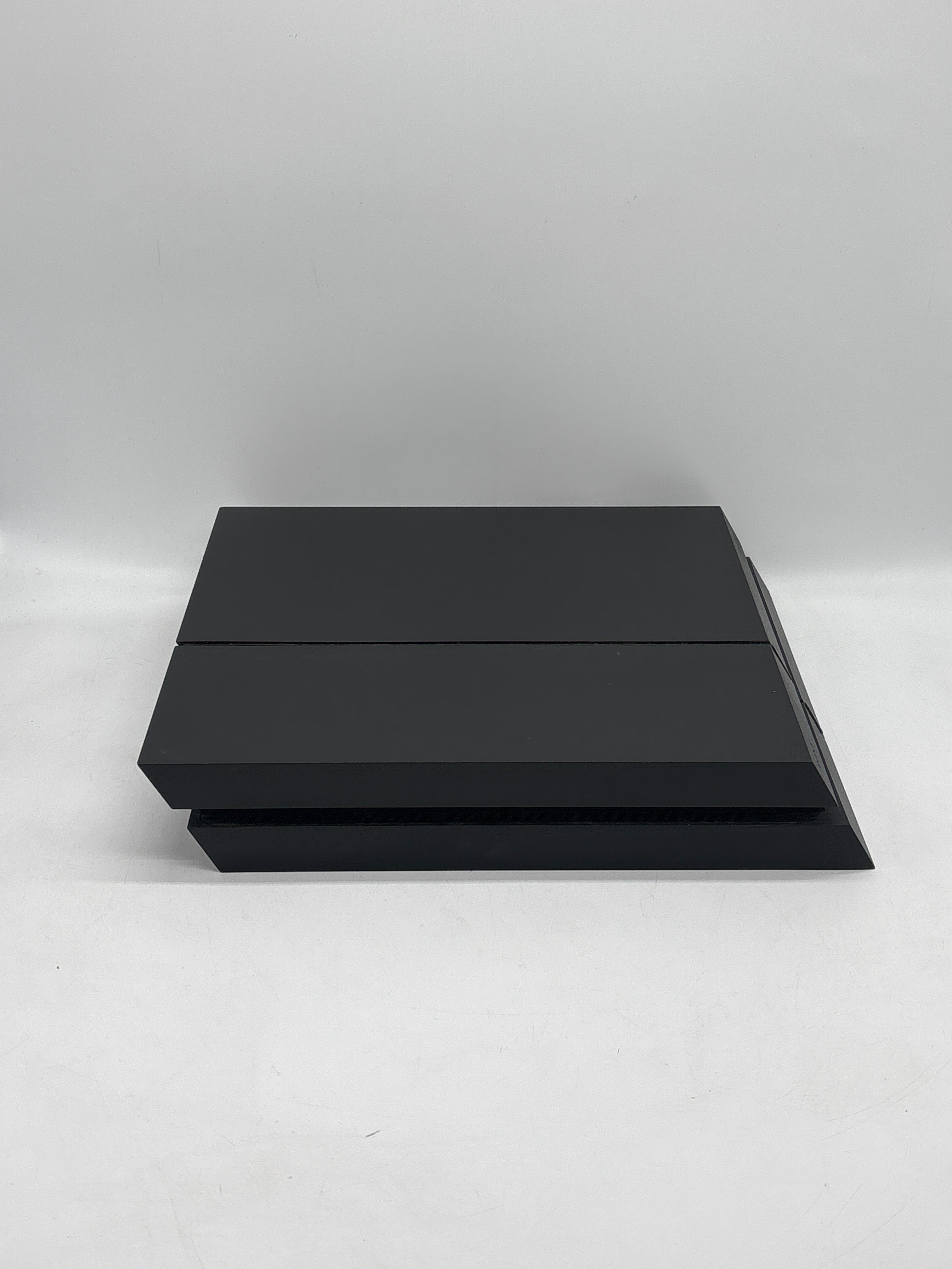 Sony PlayStation 4 (CUH-1215A) 500GB Console W Power/HDMI Cables - Used