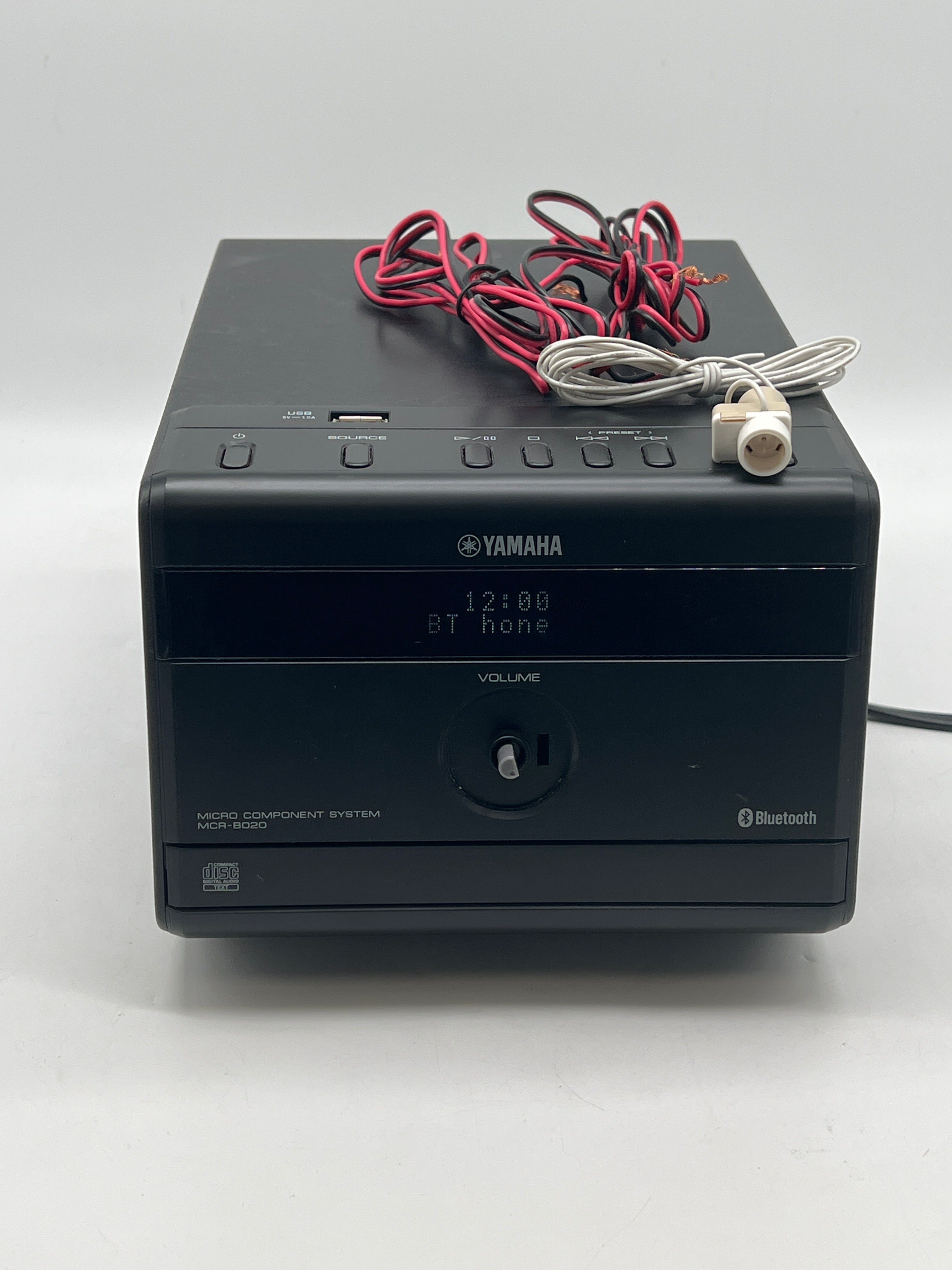 Yamaha MCR-B020 Bluetooth AM/FM CD USB - For Parts (Missing Volume Knob)