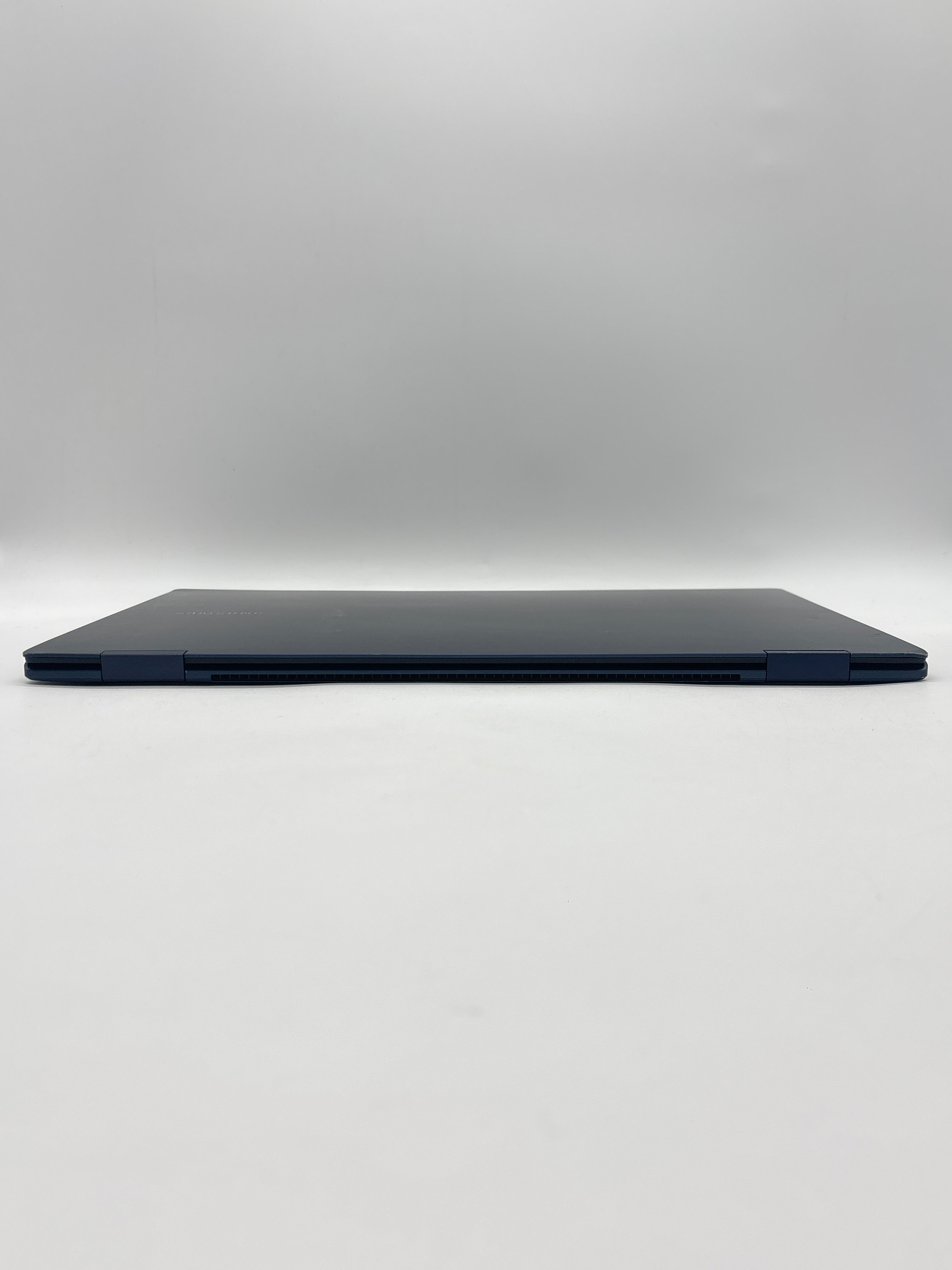 Samsung Galaxy Pro NP950QDB i7-1165G7 16GB RAM 1TB SSD - Used