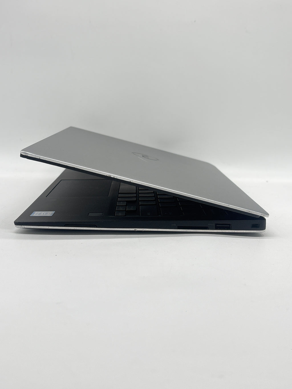Dell XPS 13 9360 13.3" Intel Core i5-8250U 8GB RAM 128GB SSD - For Parts