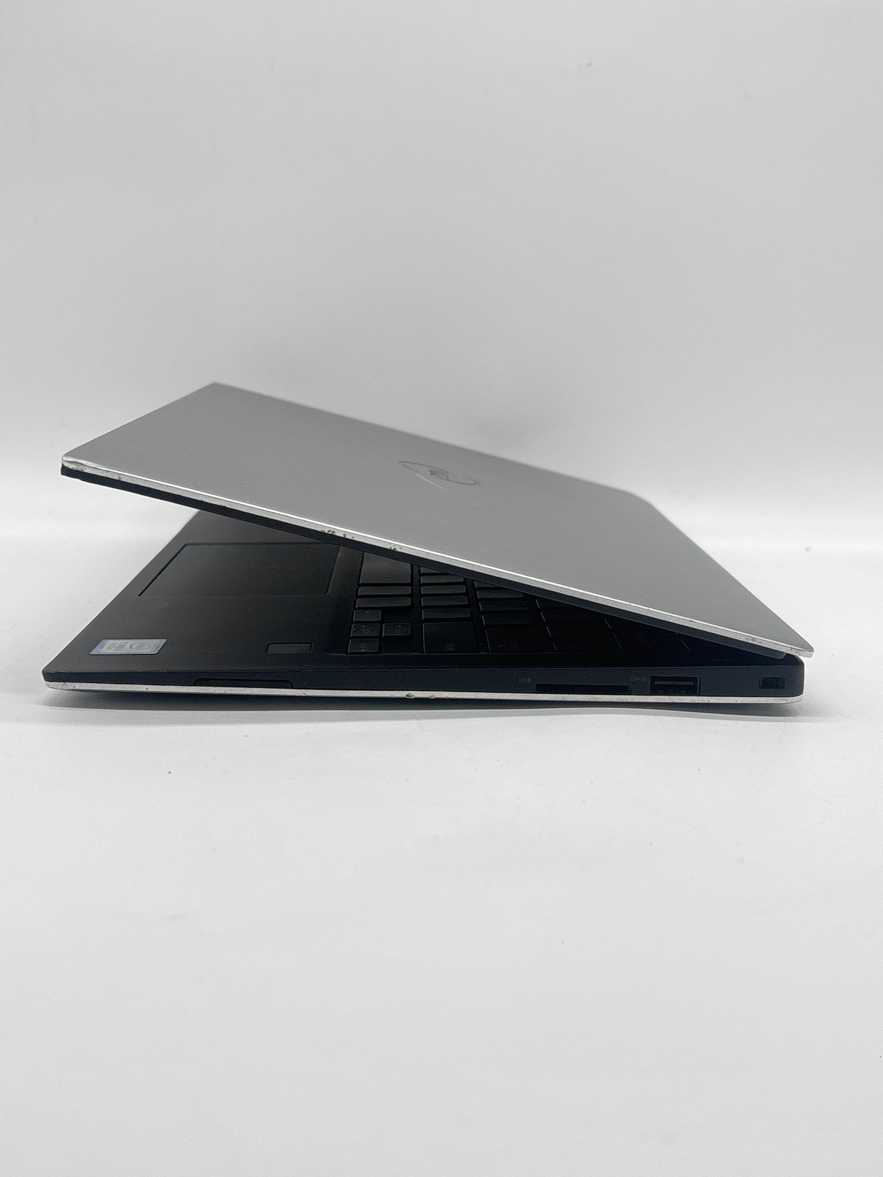 Dell XPS 13 9360 13.3" Intel Core i5-8250U 8GB RAM 128GB SSD - For Parts