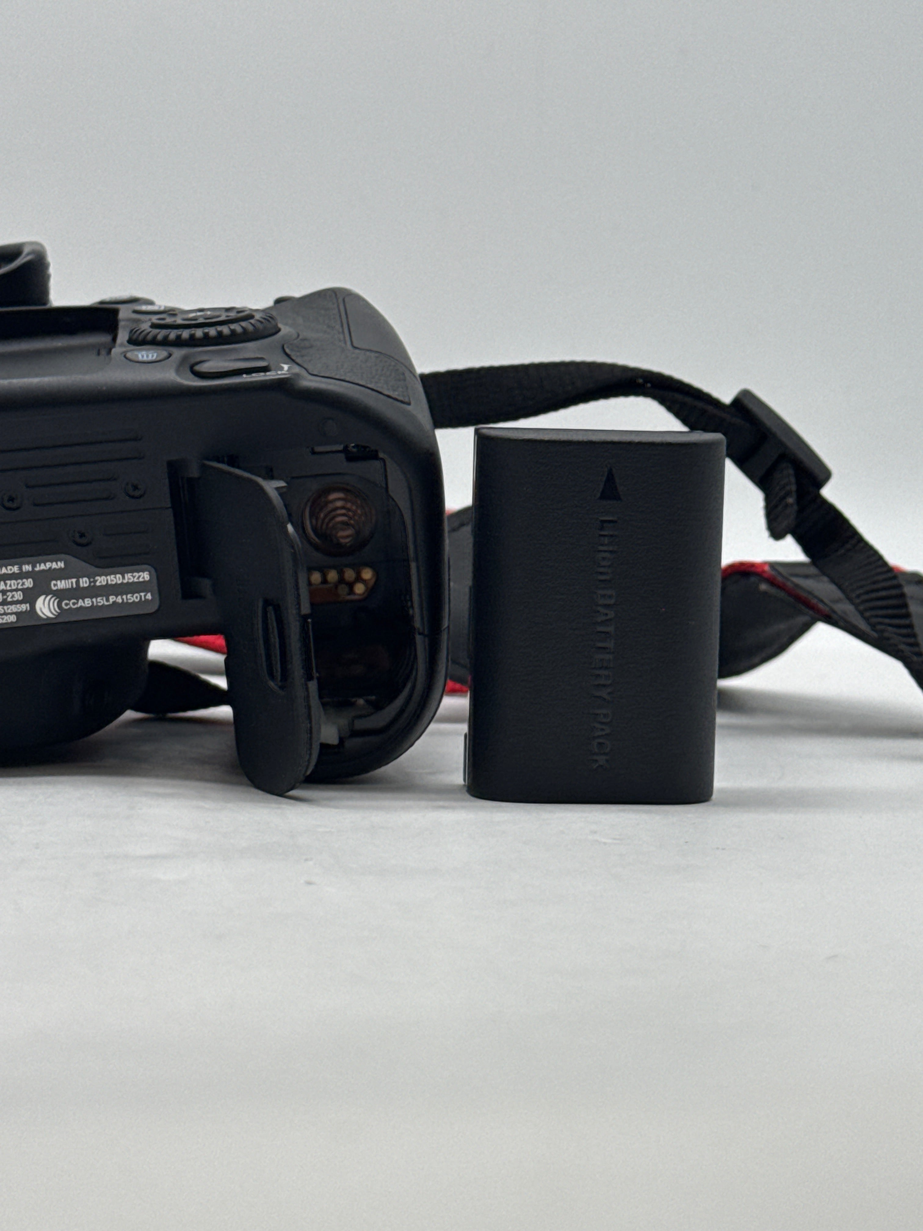 Canon EOS 80D 24.2MP DSLR Body Only Black - Used