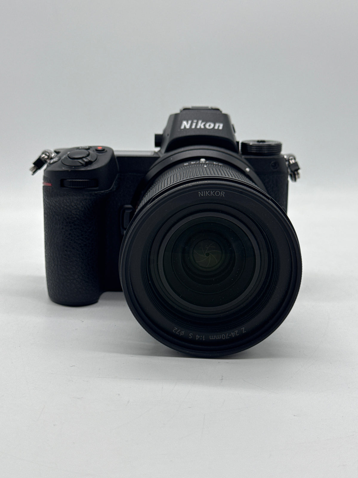 Nikon Z7 Mirrorless w/ Nikkor Z 24-70mm f/4 S Lens Black - Used