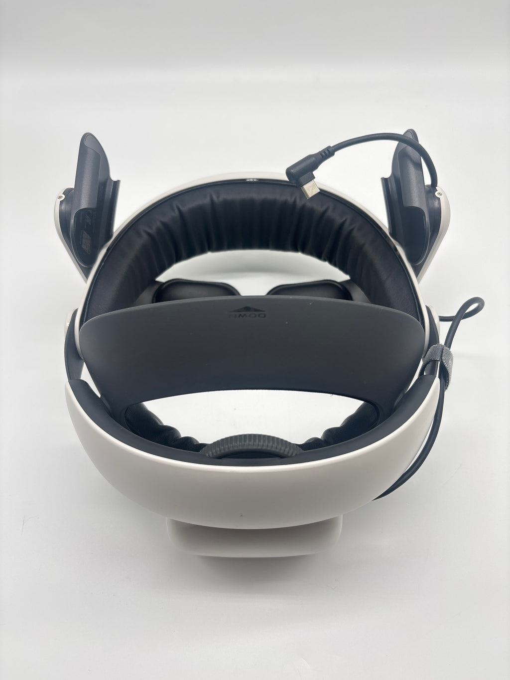 Meta Quest 3S P97 128GB VR Headset with BOBOVR S3 Pro Strap - Used