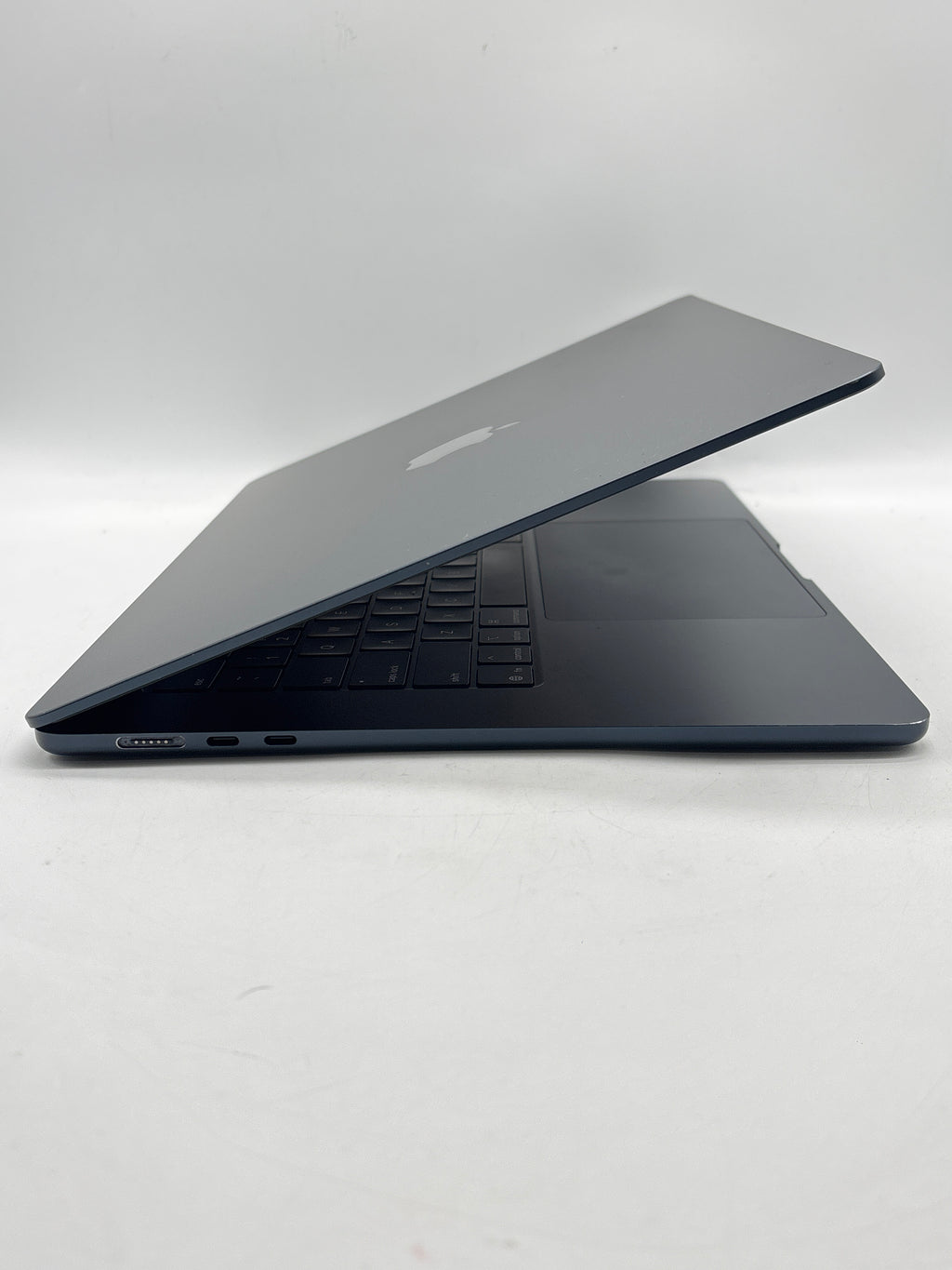 Apple MacBook Air 15" A3241 M4 16GB RAM 256GB SSD - Used