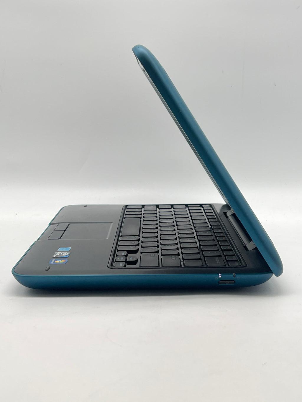 Dell Inspiron 1090 Intel Atom N550 2GB RAM 320GB HDD Touch - Used