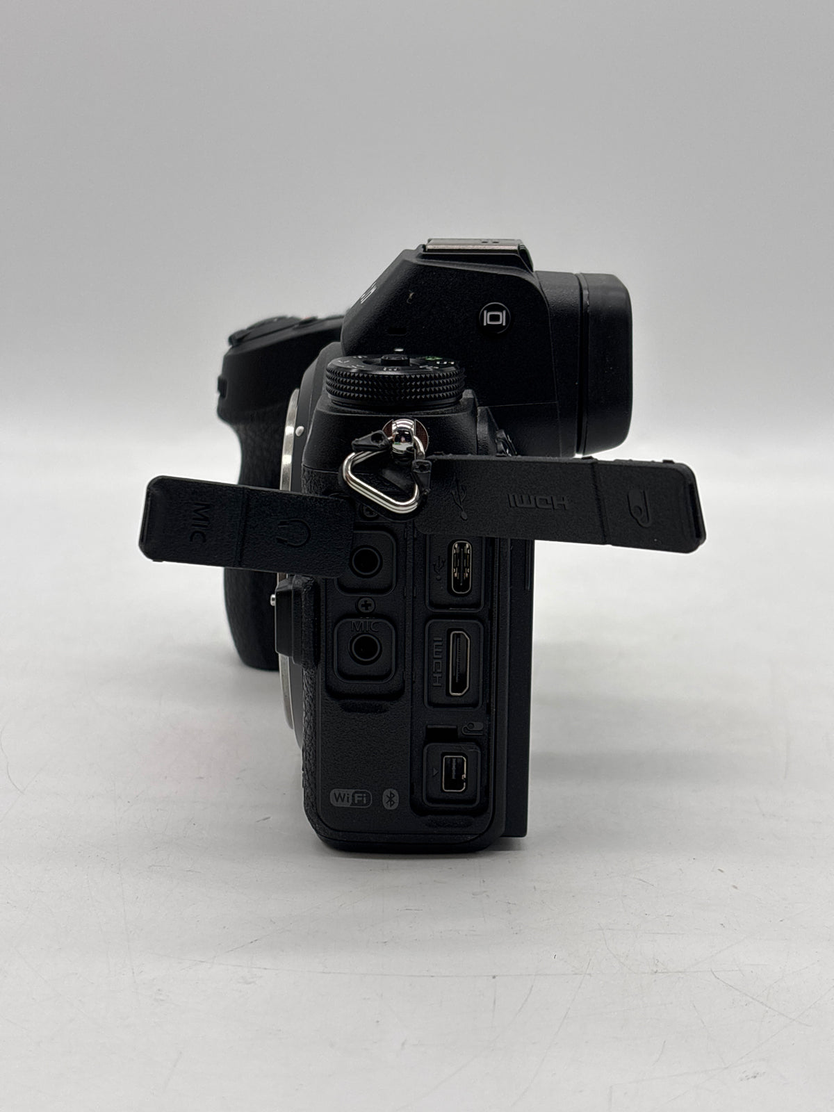 Nikon Z6 24.5MP Mirrorless Body Only Black - Used