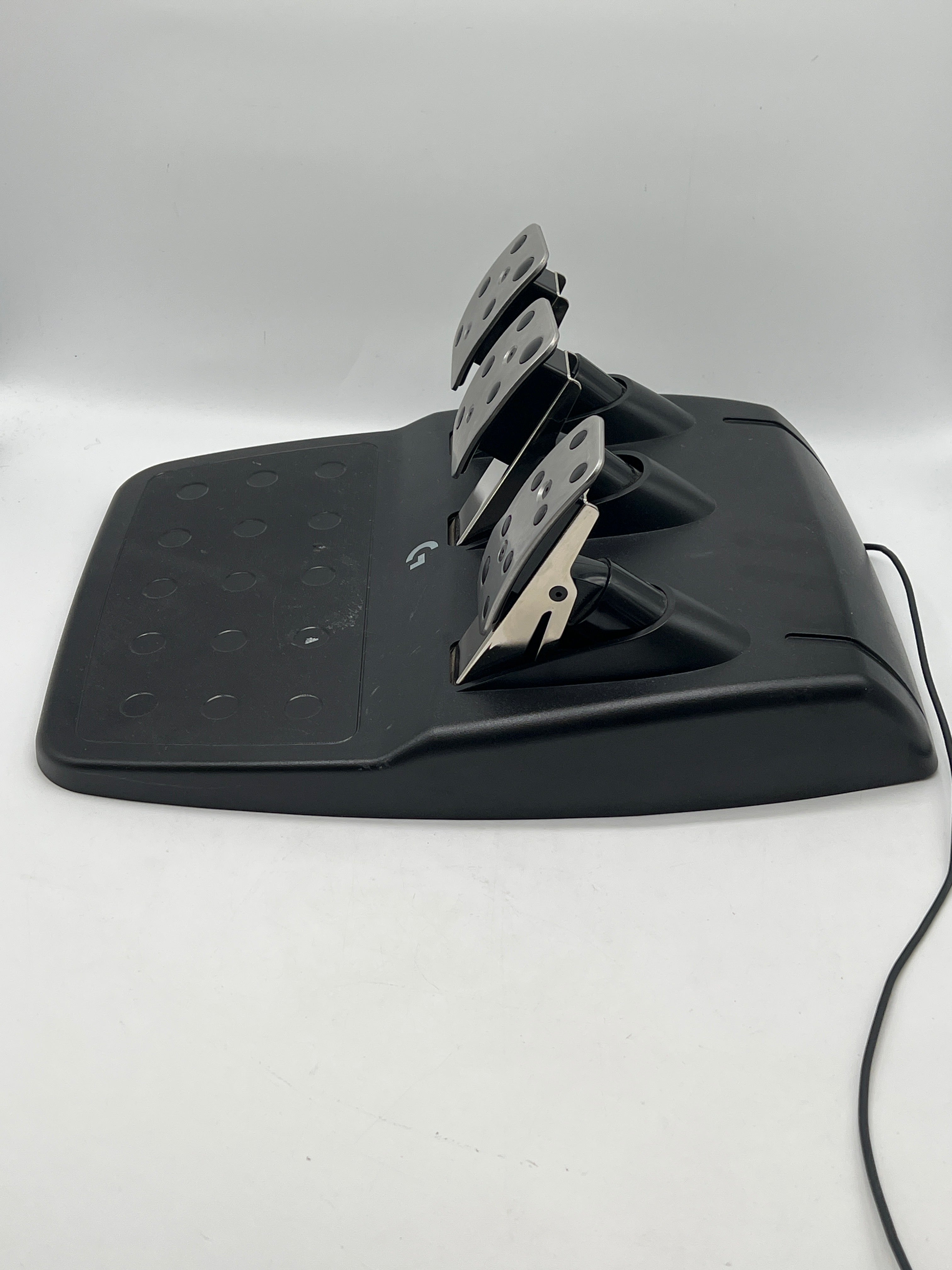 Logitech G923 Racing Wheel and Pedal With Driving Force Shifter - Used