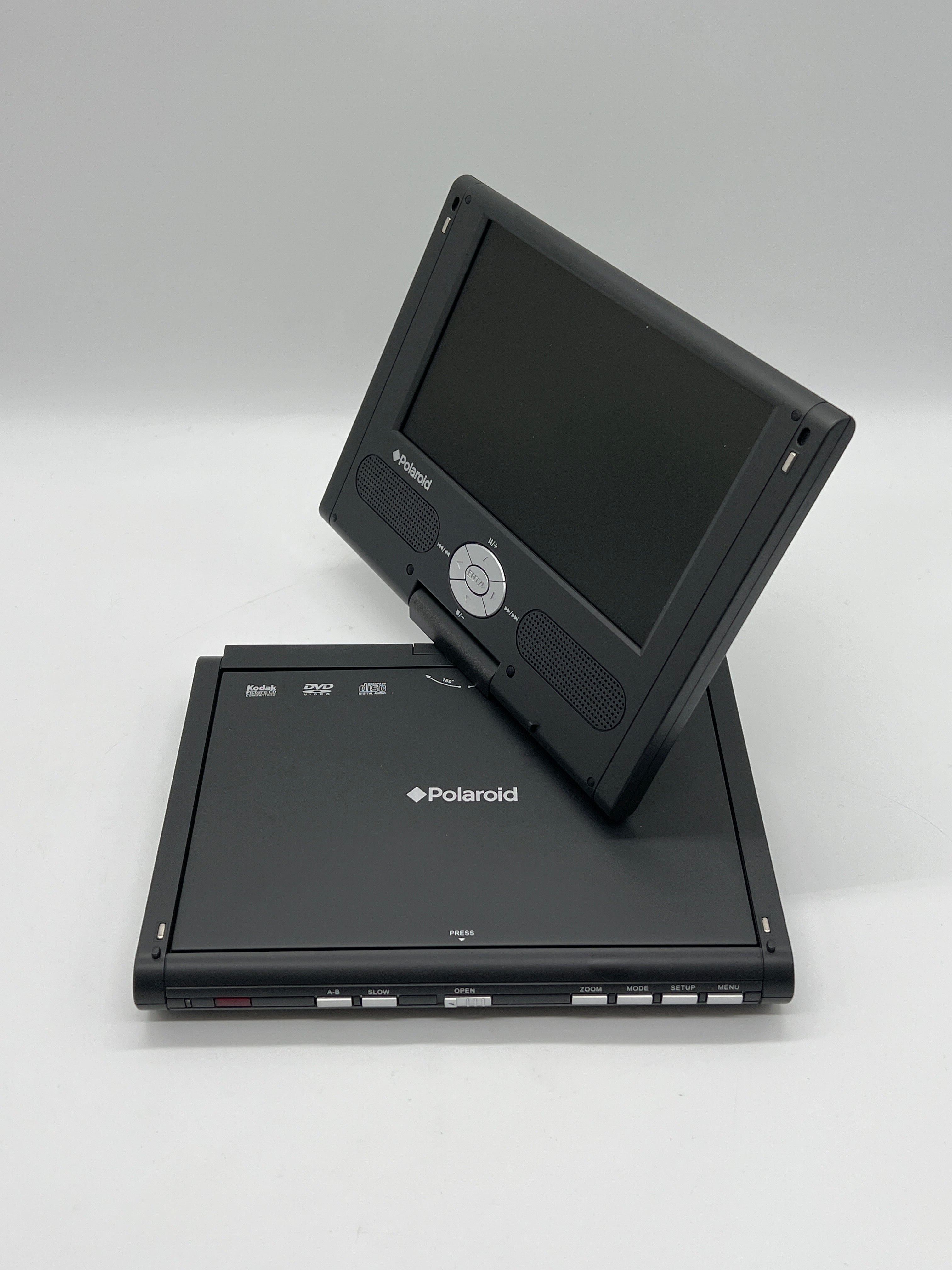 Polaroid PDM-0742 Portable DVD Player