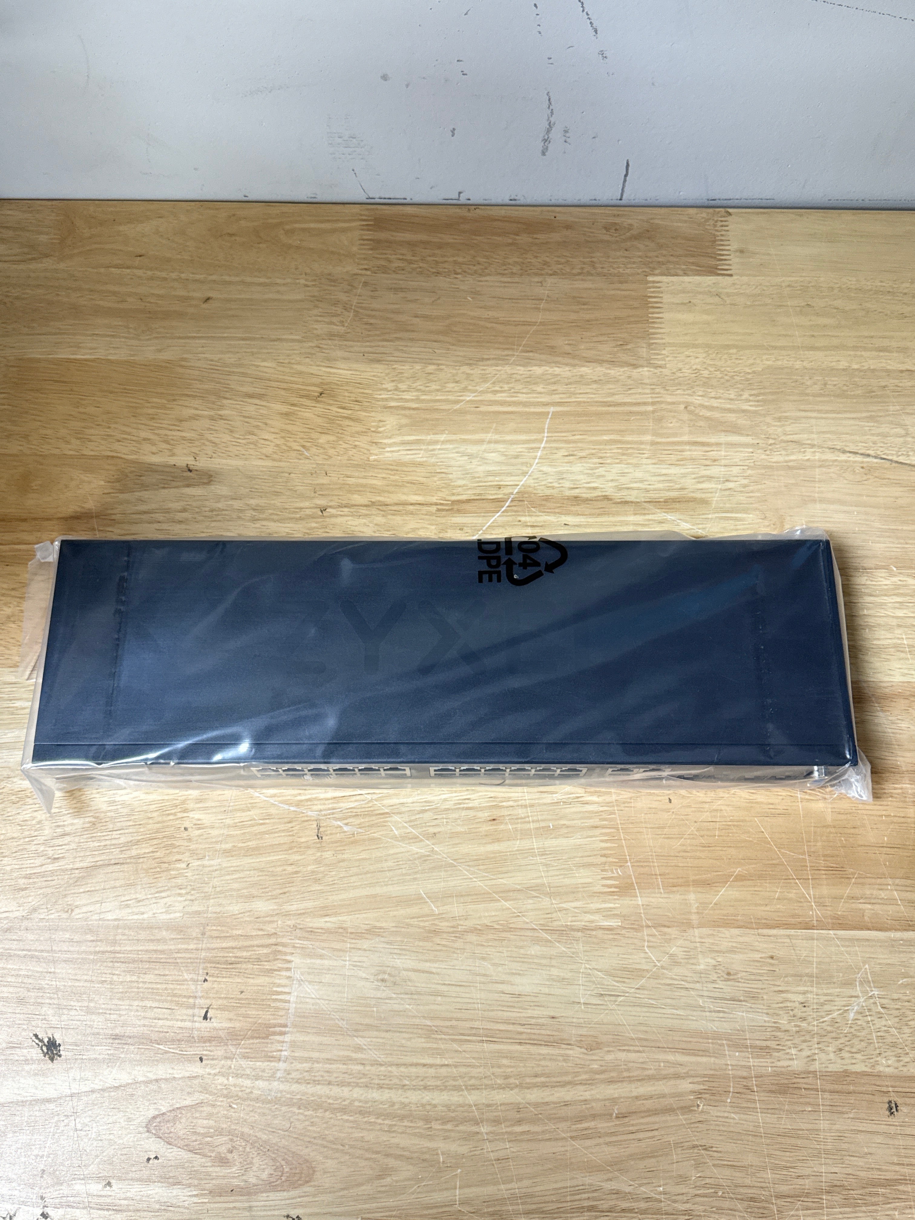 ZYXEL GS2220-28 24-Port Gigabit Ethernet Layer 2 Managed Switch - New