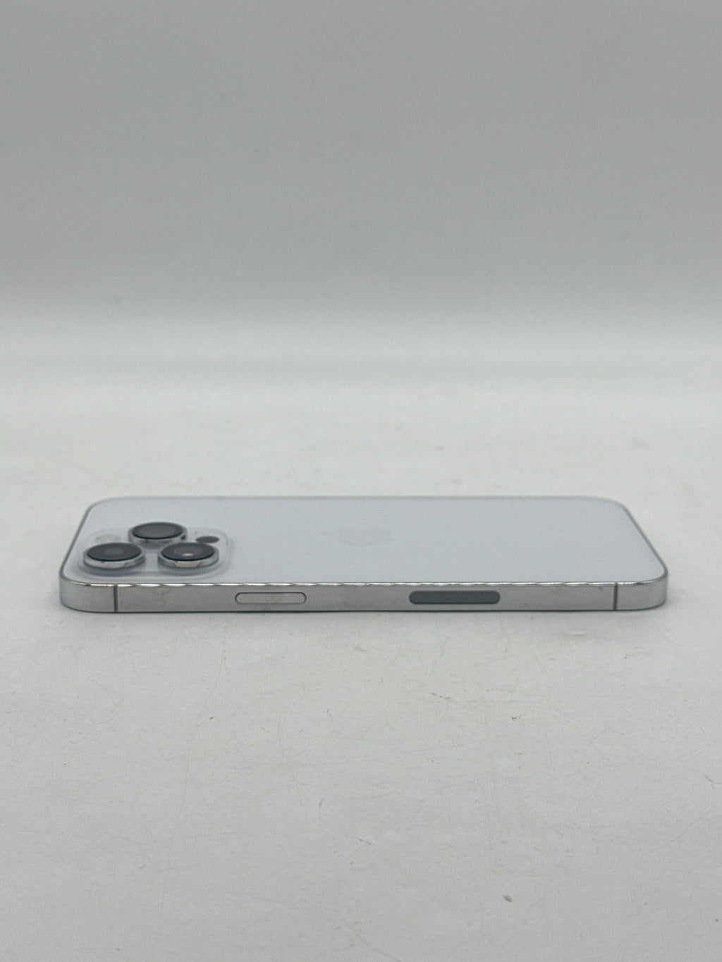 Apple iPhone 14 Pro Max 6.7" A2651 128GB Unlocked Silver - Used