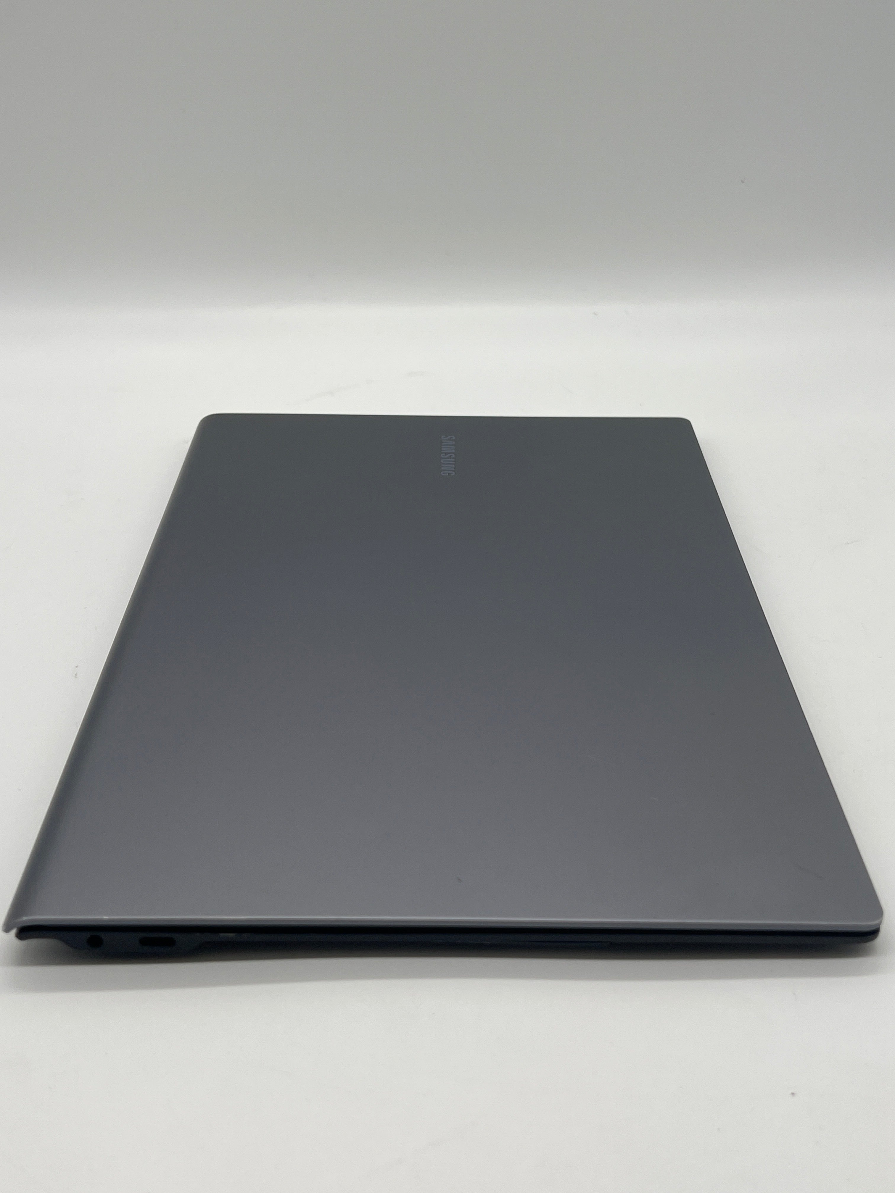 Samsung Galaxy Book S 13.3" Touch Snapdragon 8CX 8GB RAM 256GB Black - Used