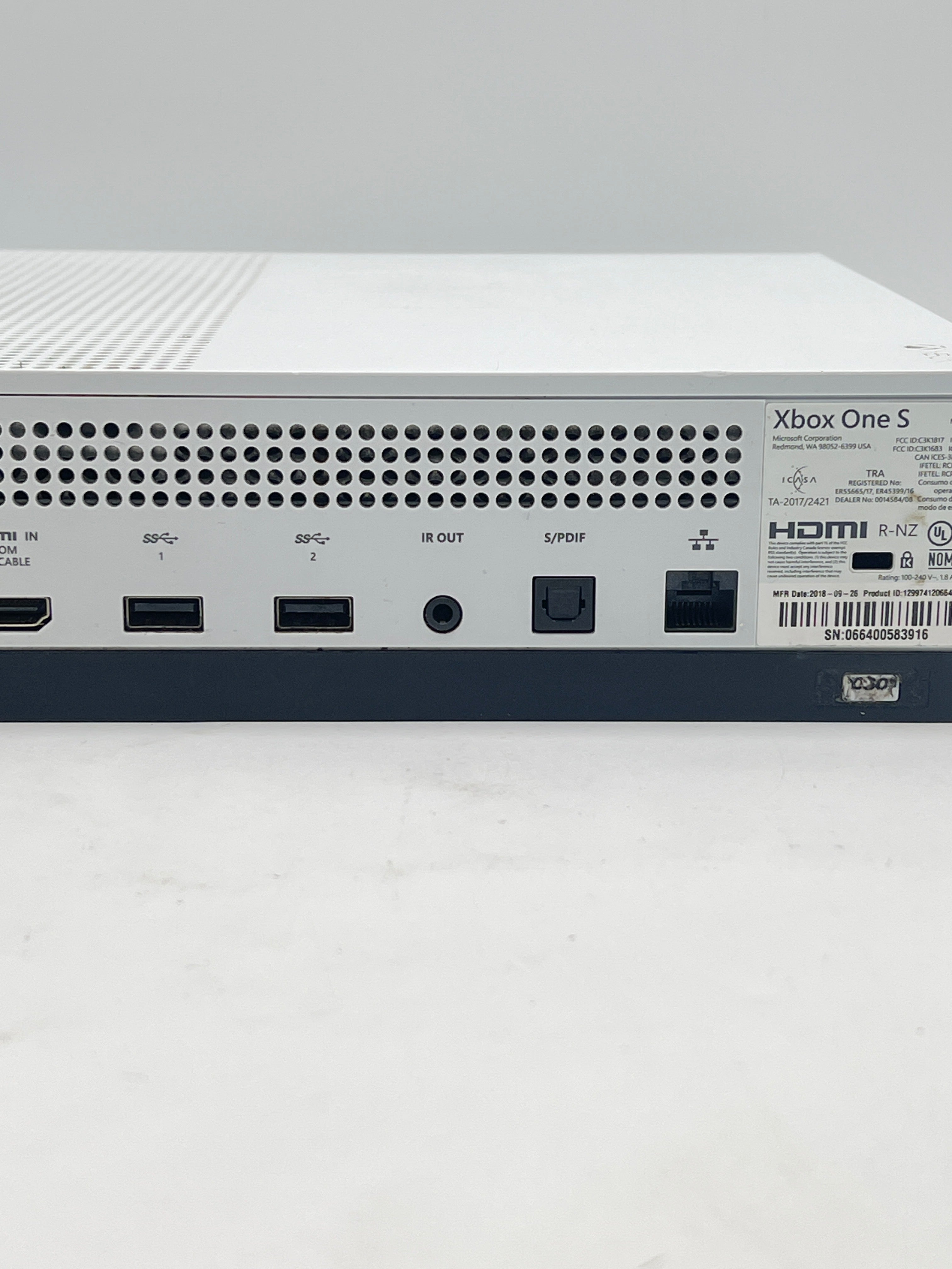 Microsoft Xbox One S 1TB Home Console (Model 1681) White - Used
