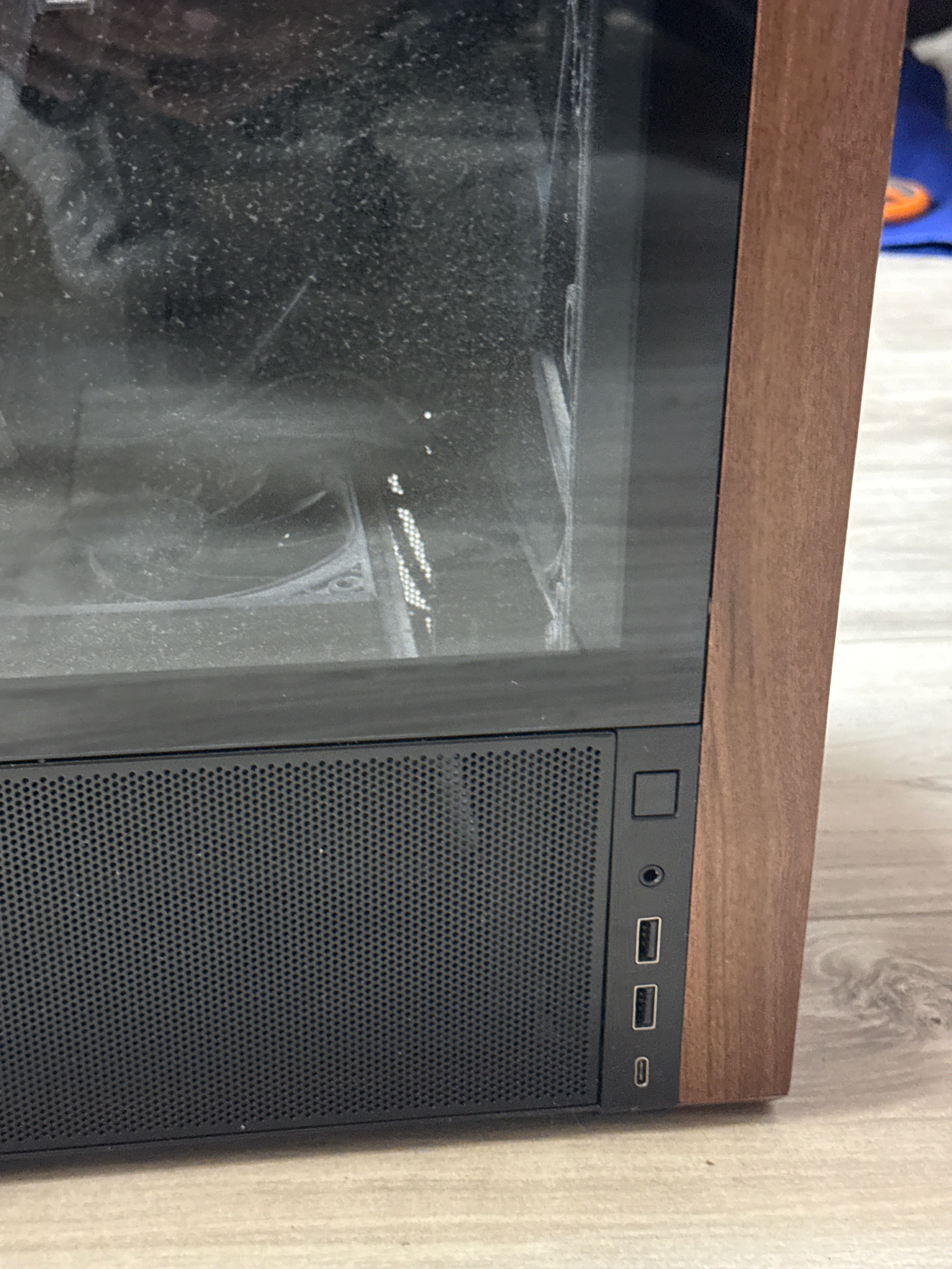 Custom PC Ryzen 7 5800X 32GB RAM 1TB SSD Radeon RX 6600