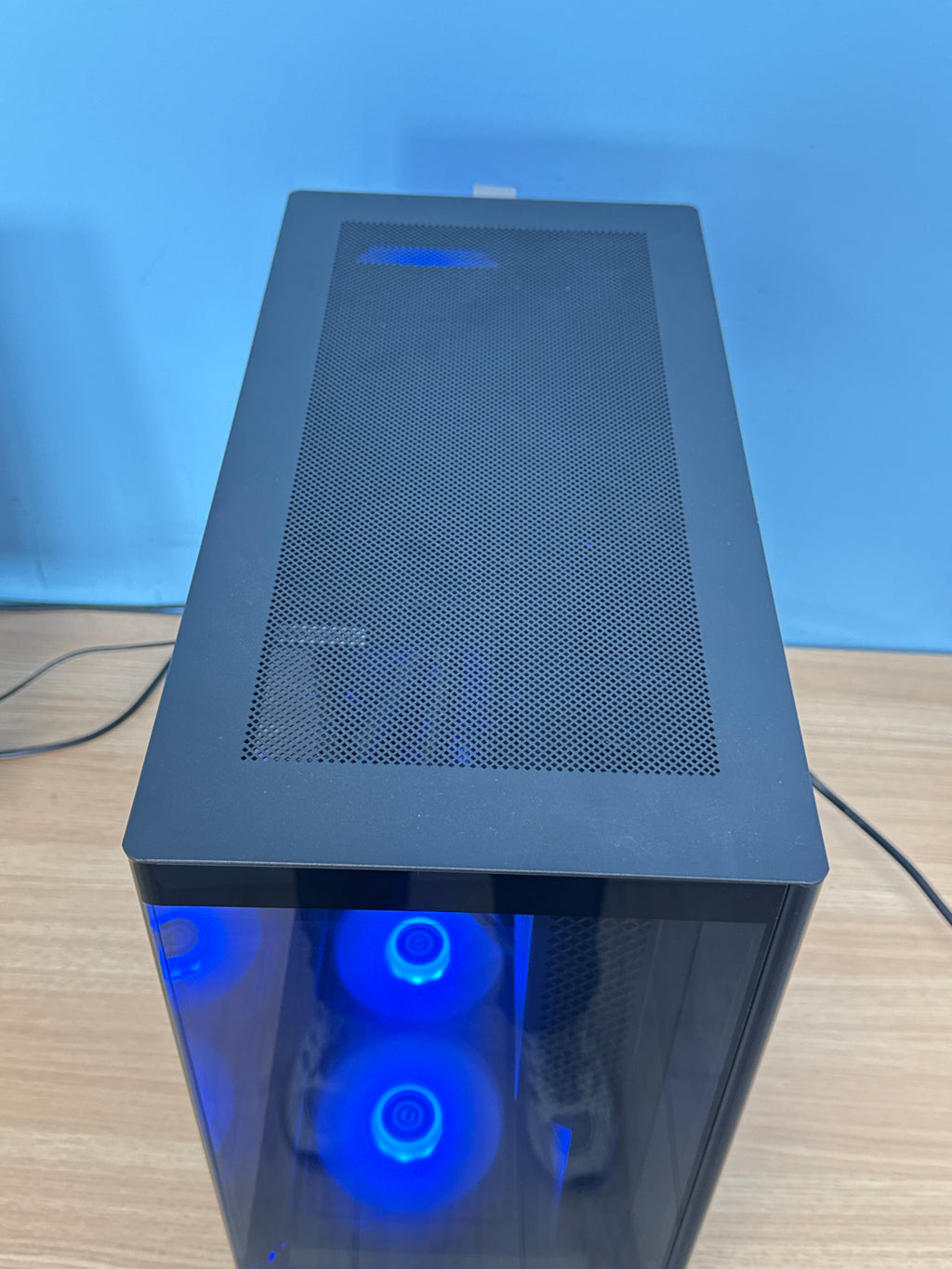 CyberpowerPC C-Series i7-14700F 32GB RAM DDR5 2TB SSD RTX 5070 - Used