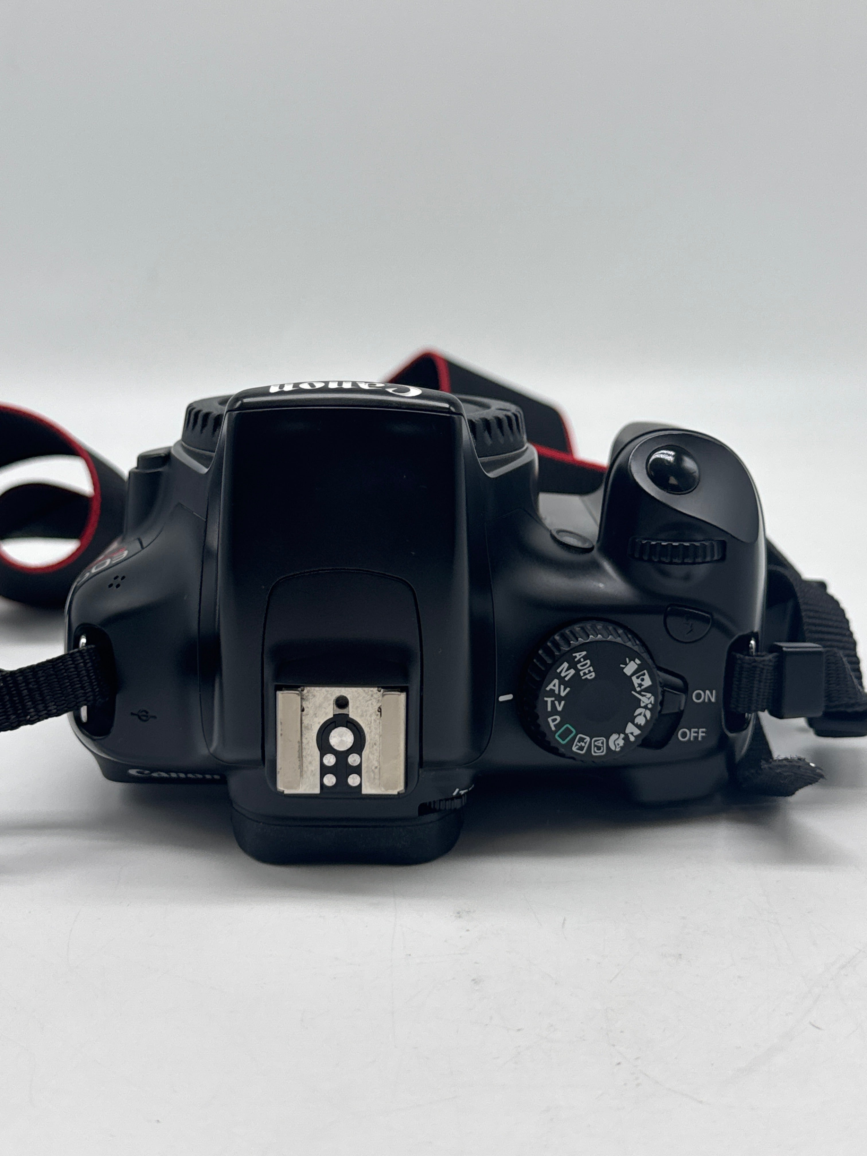 Canon EOS Rebel T3 Digital SLR Camera Black Used