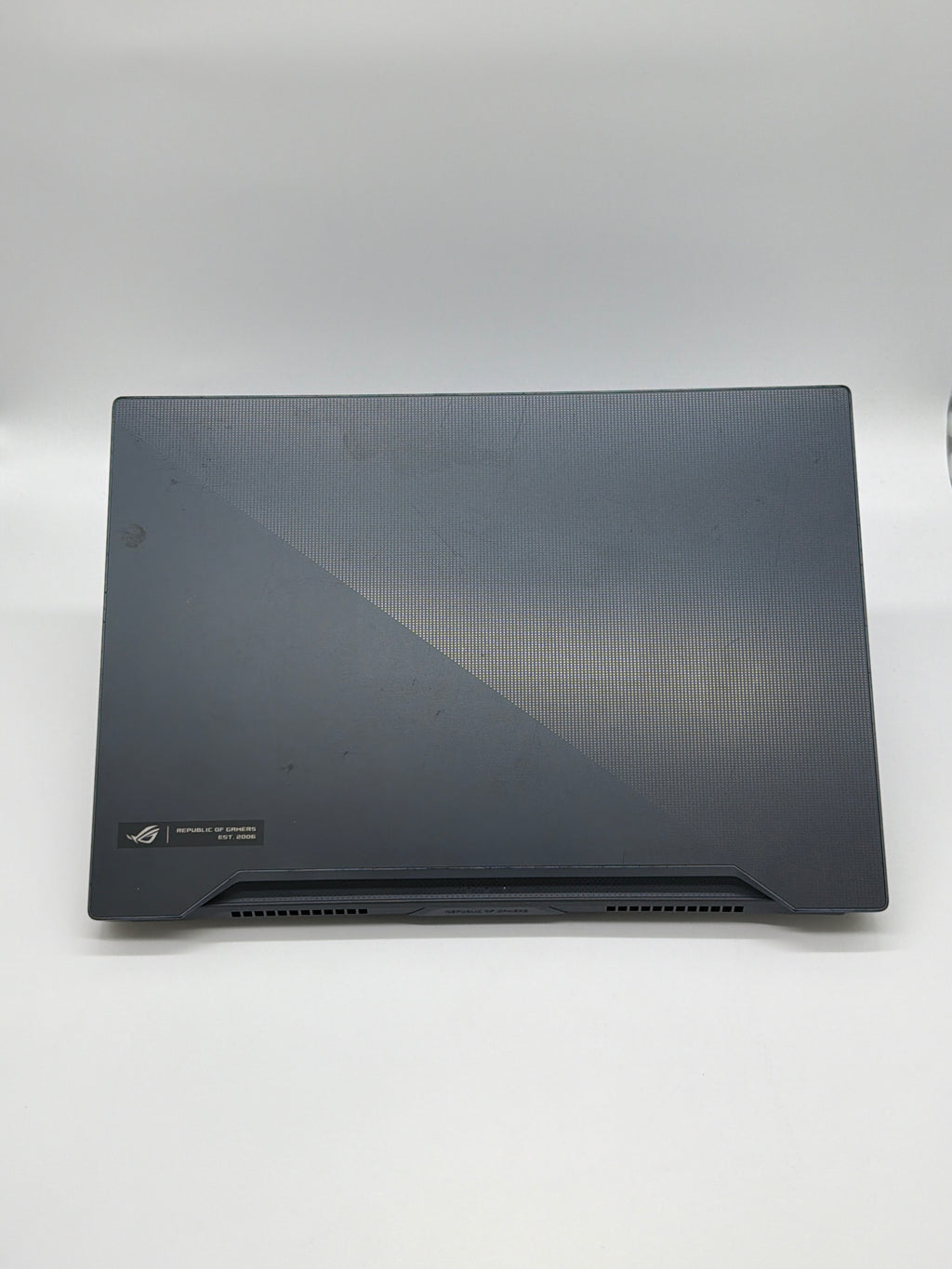 ASUS ROG Zephyrus M15 I7-10750H 1TB SSD 16GB RTX 2070 Max Q