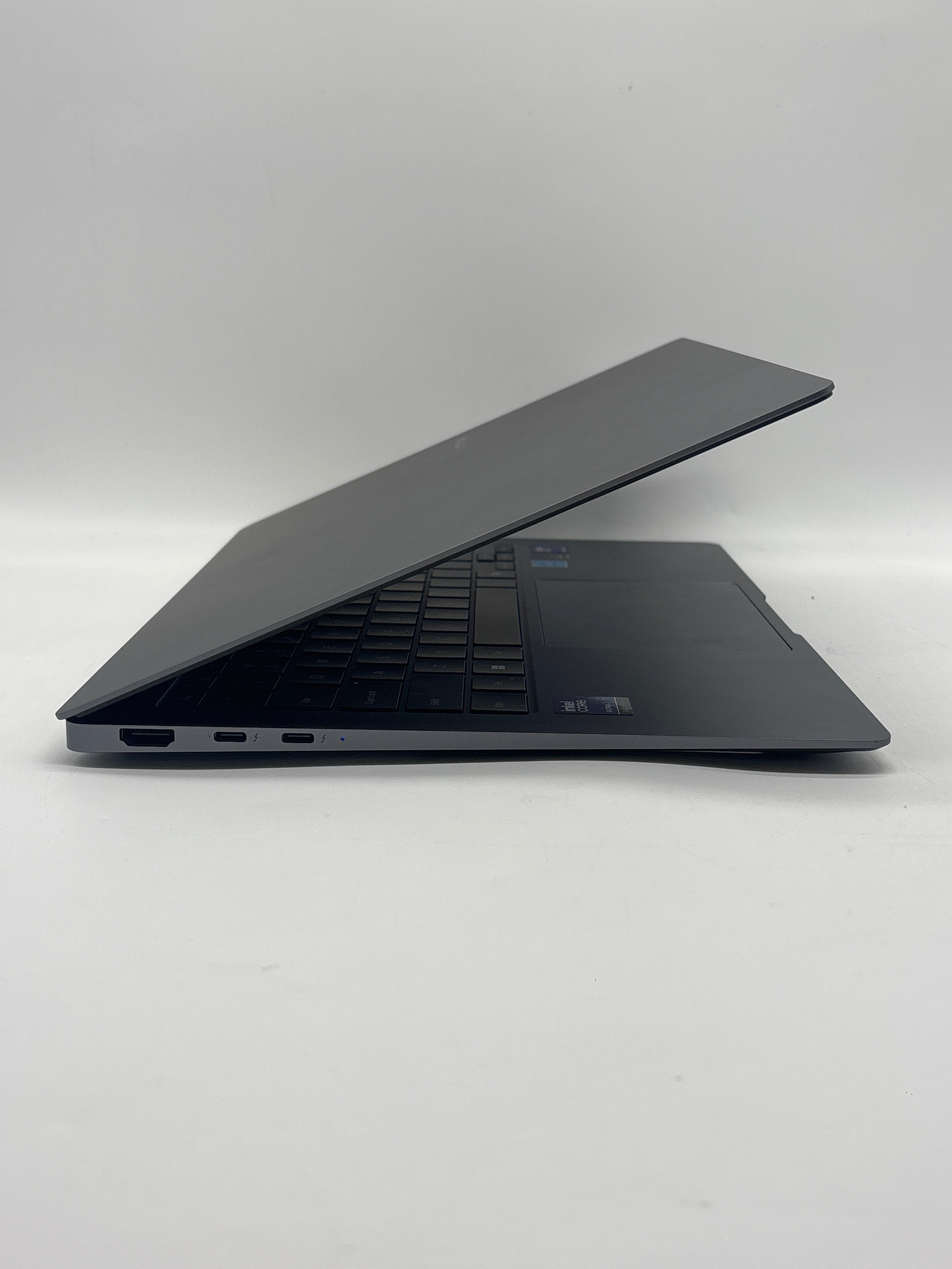 Samsung Galaxy Book NP940XHA Touch Ultra 7 256V 16GB RAM 512GB SSD Used