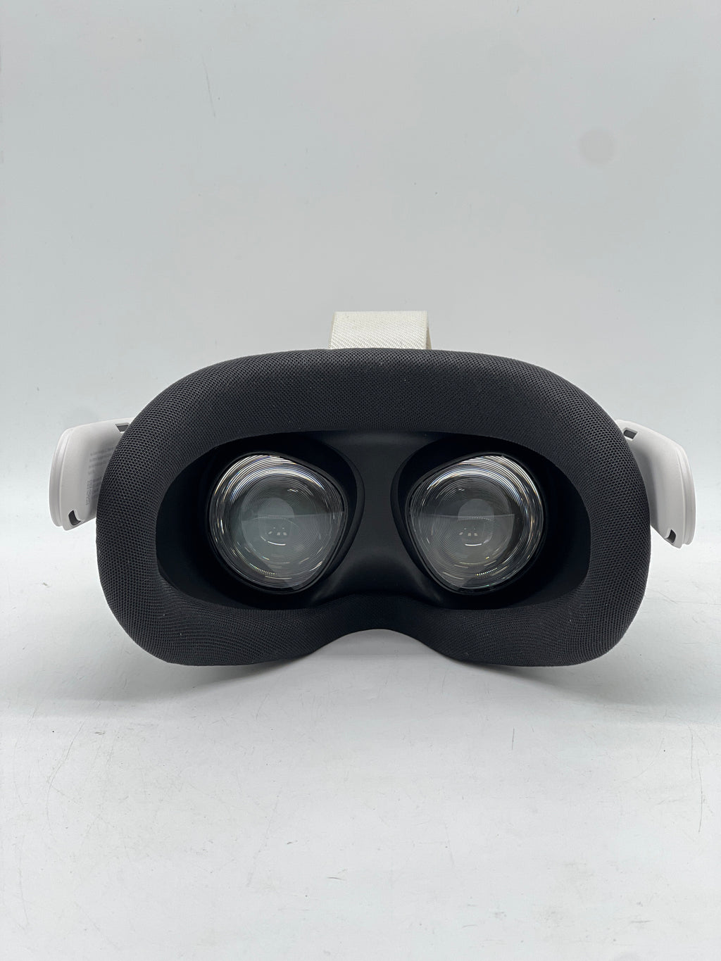Meta Quest 3s 128GB Standalone VR Headset White - Remotely Managed